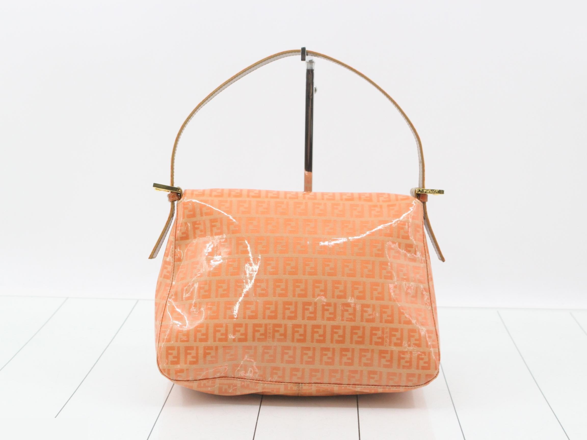Zucchino Shoulder Bag — view 2