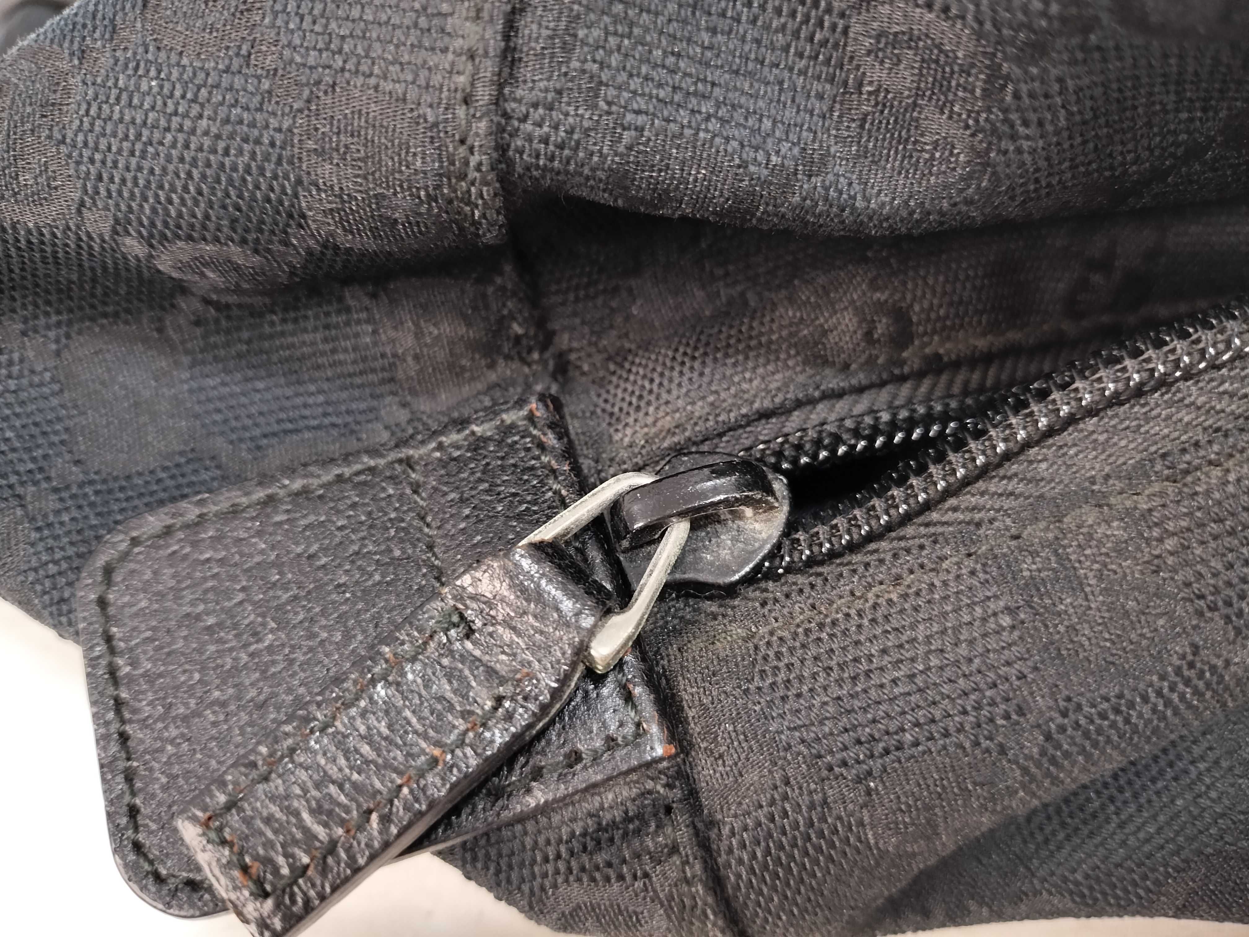 GG Canvas Gucci Handbag Boston Bag — view 15