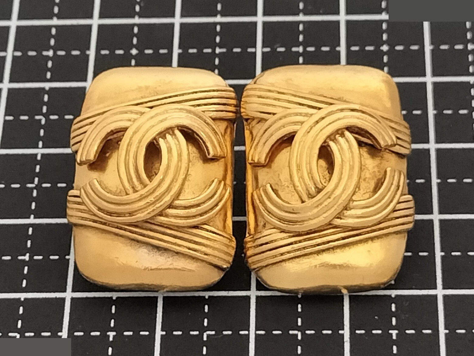 Coco Gold Earrings 94A — view 6