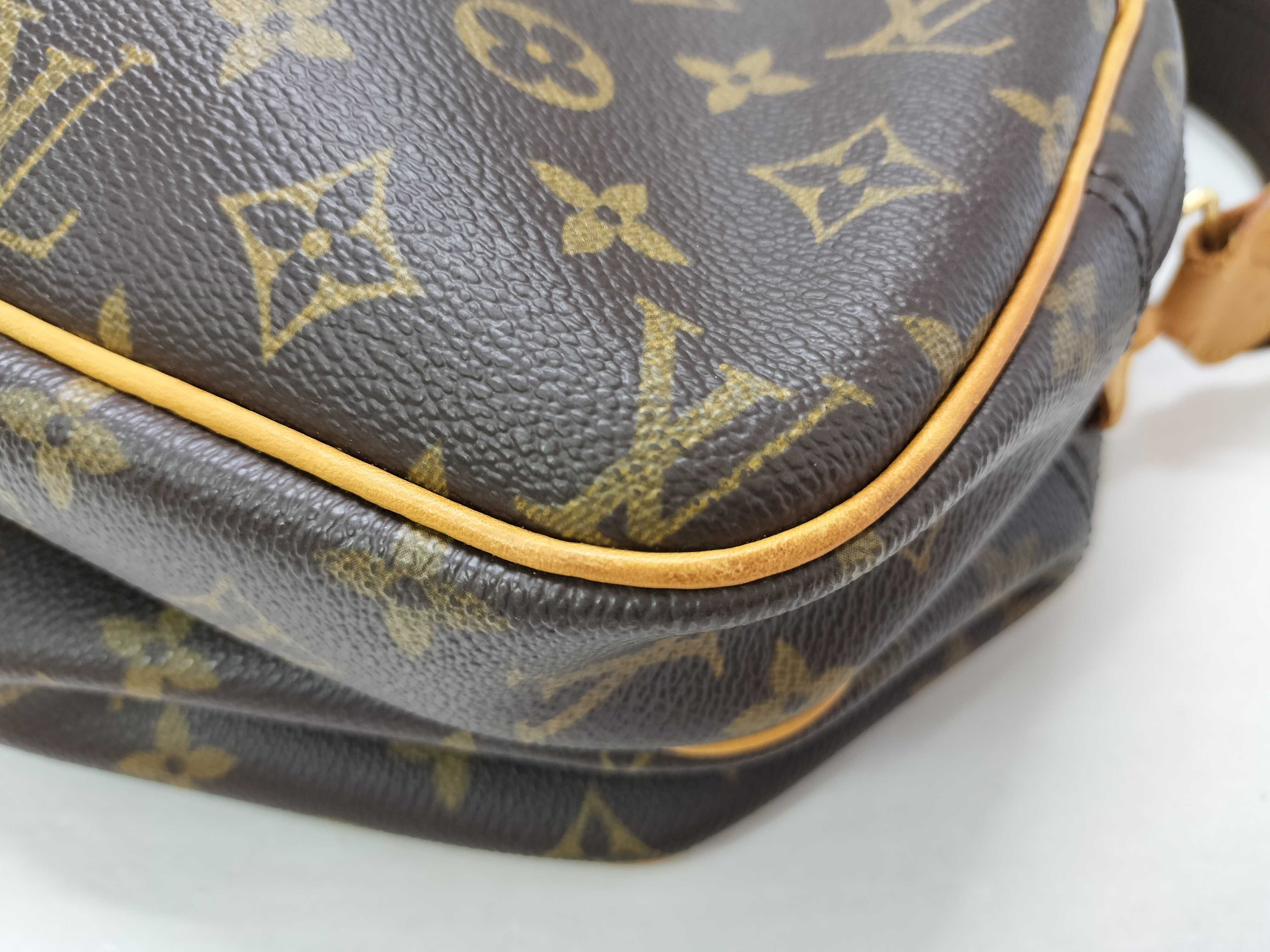Monogram Louis Vuitton Monogram Reporter PMSP0054 Shoulder Bag — view 7