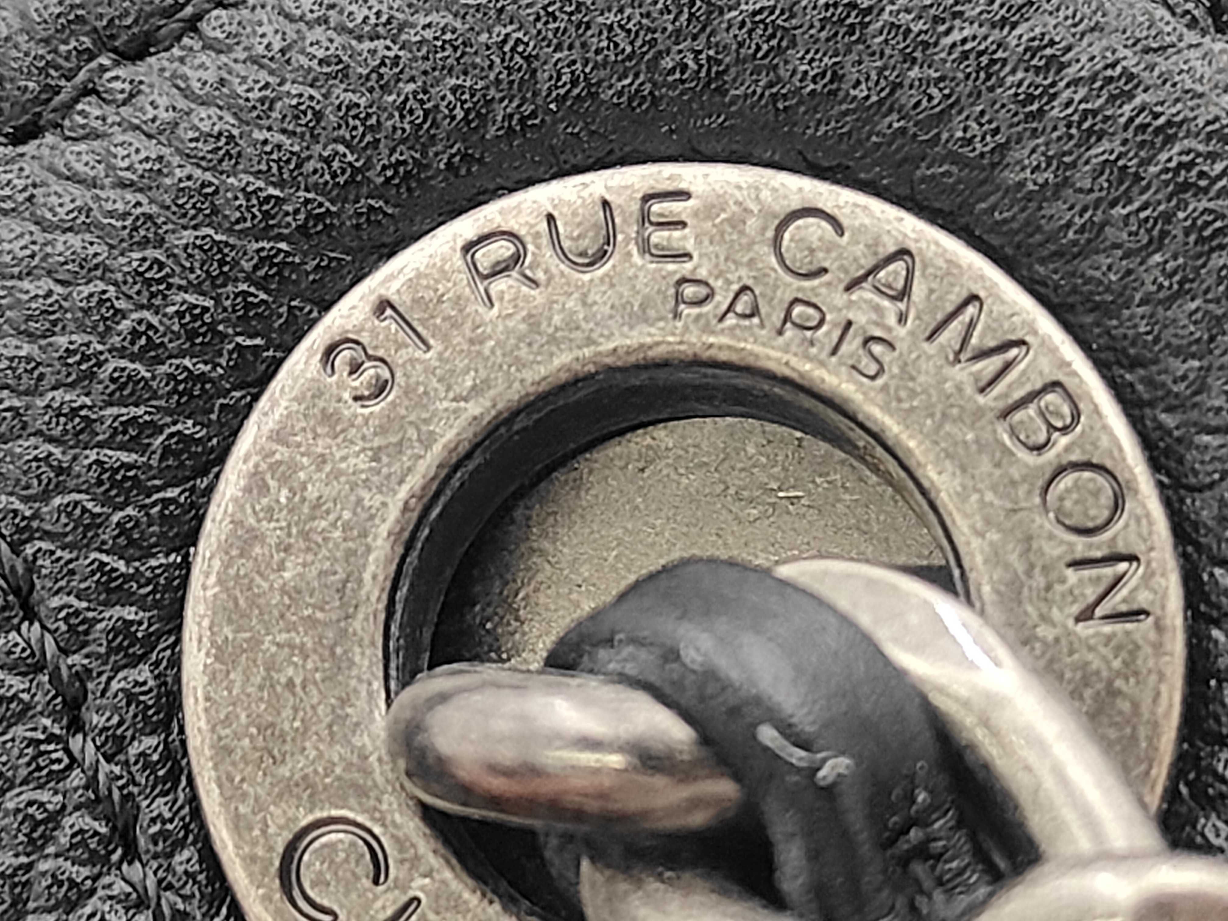 25 Grained Calfskin Black Bag — view 11