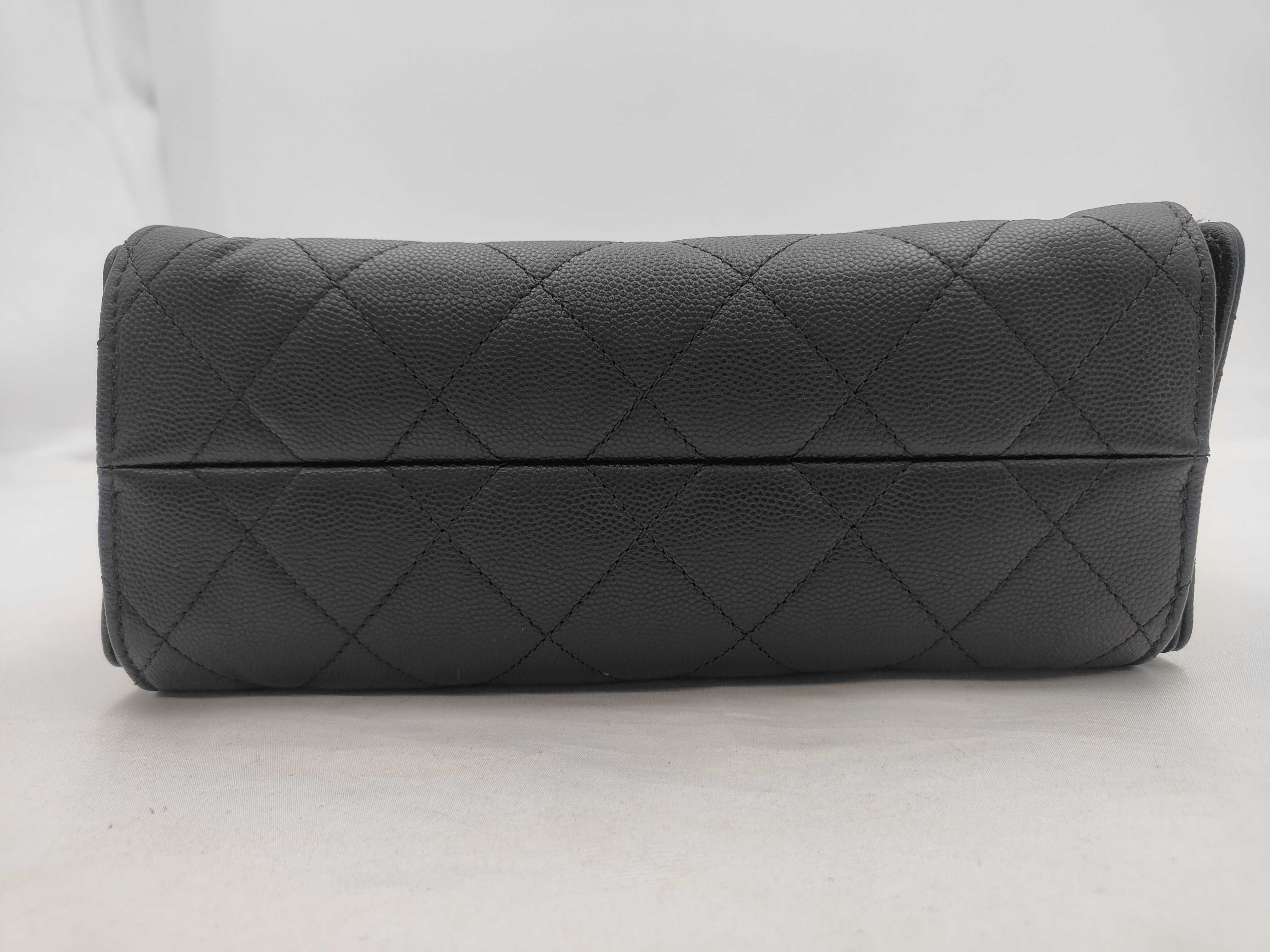 25 Grained Calfskin Black Bag — view 7