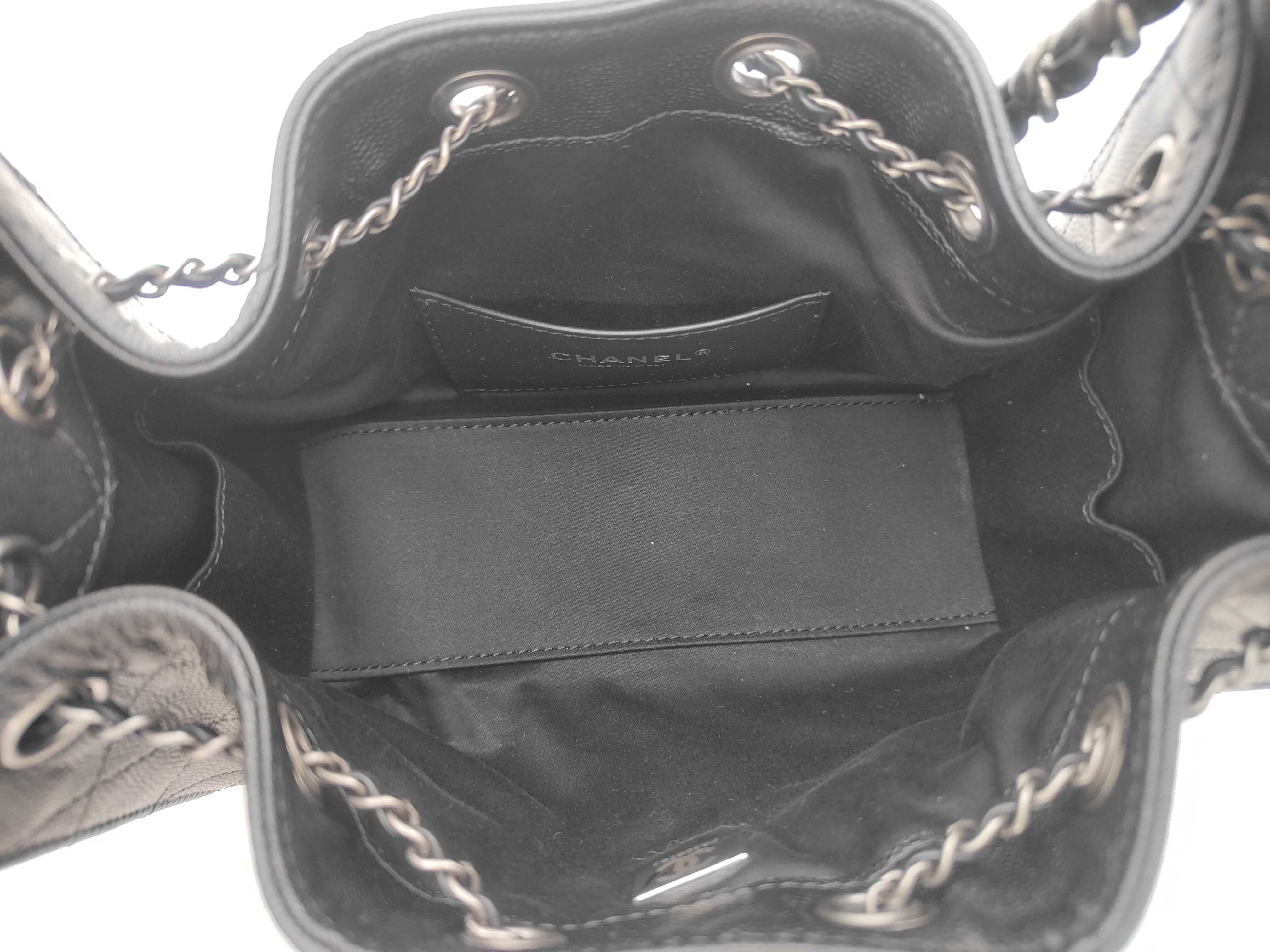 25 Grained Calfskin Black Bag — view 8
