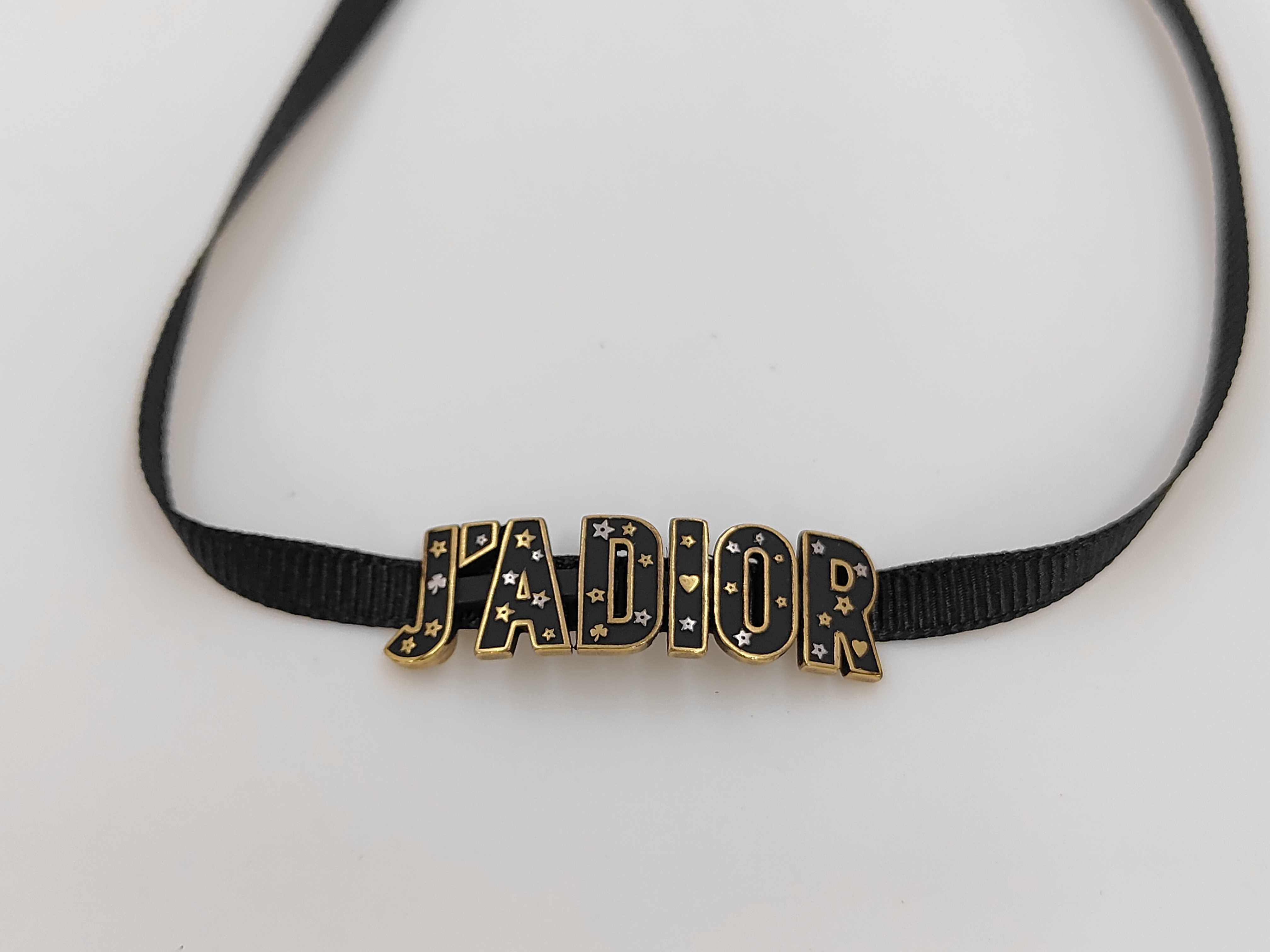 choker necklace in black