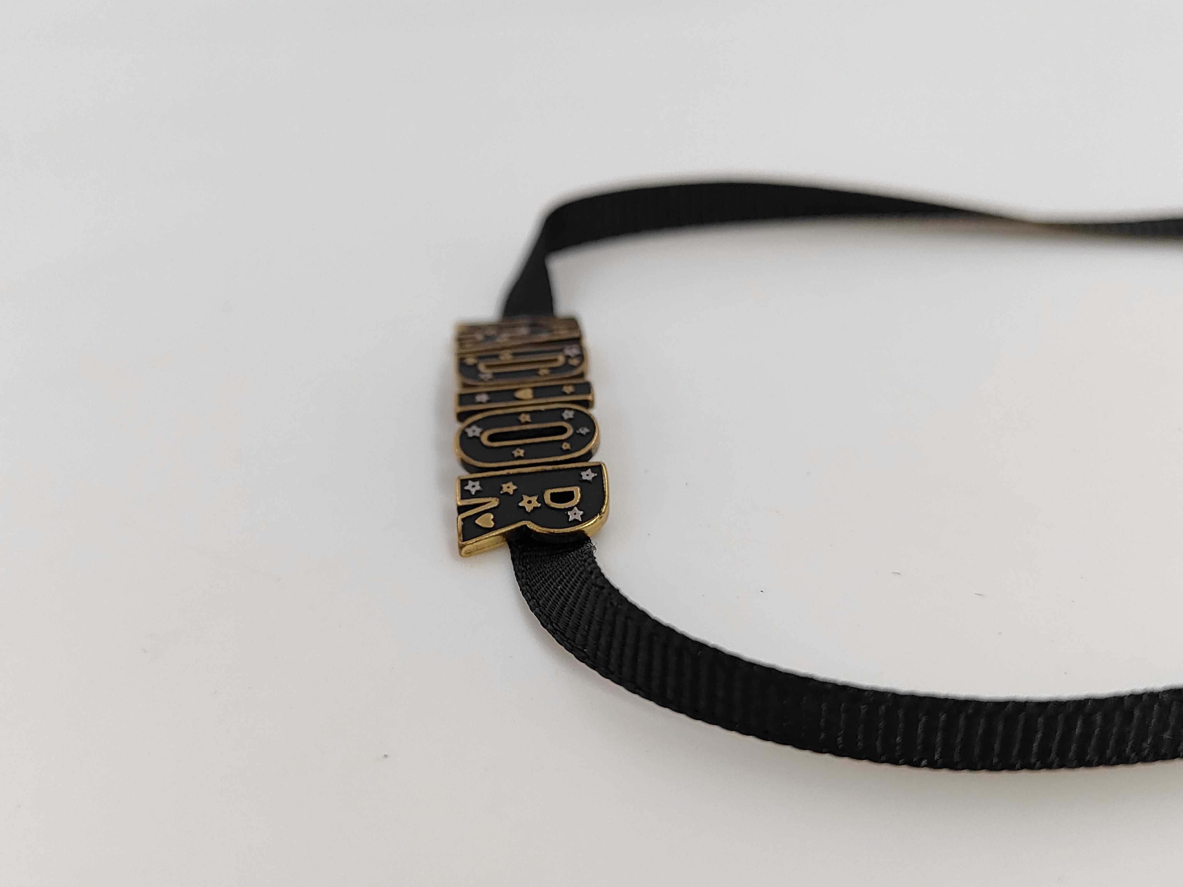 choker necklace in black — view 2