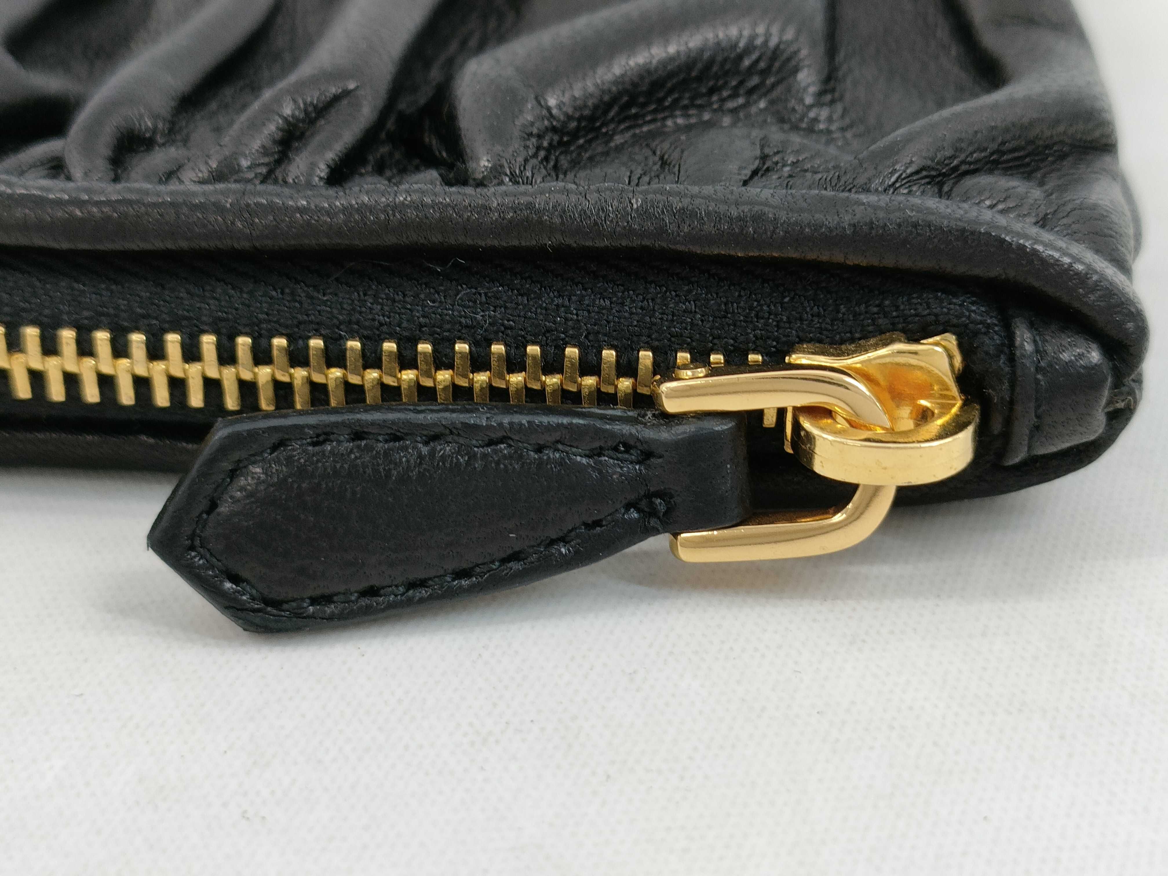 Nappa Pouch Gathered 1M1152 Pouch — view 5