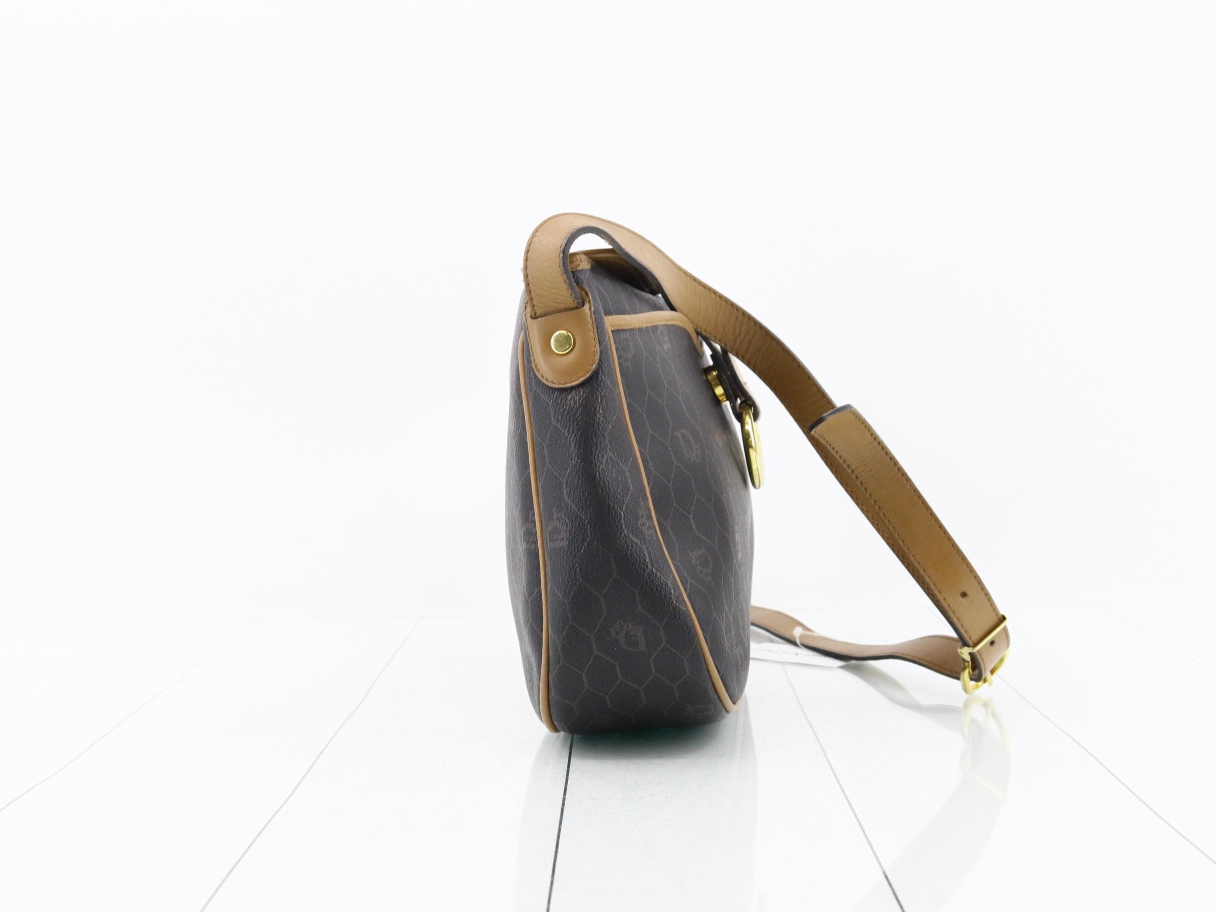 Honeycomb Shoulder Bag — view 4