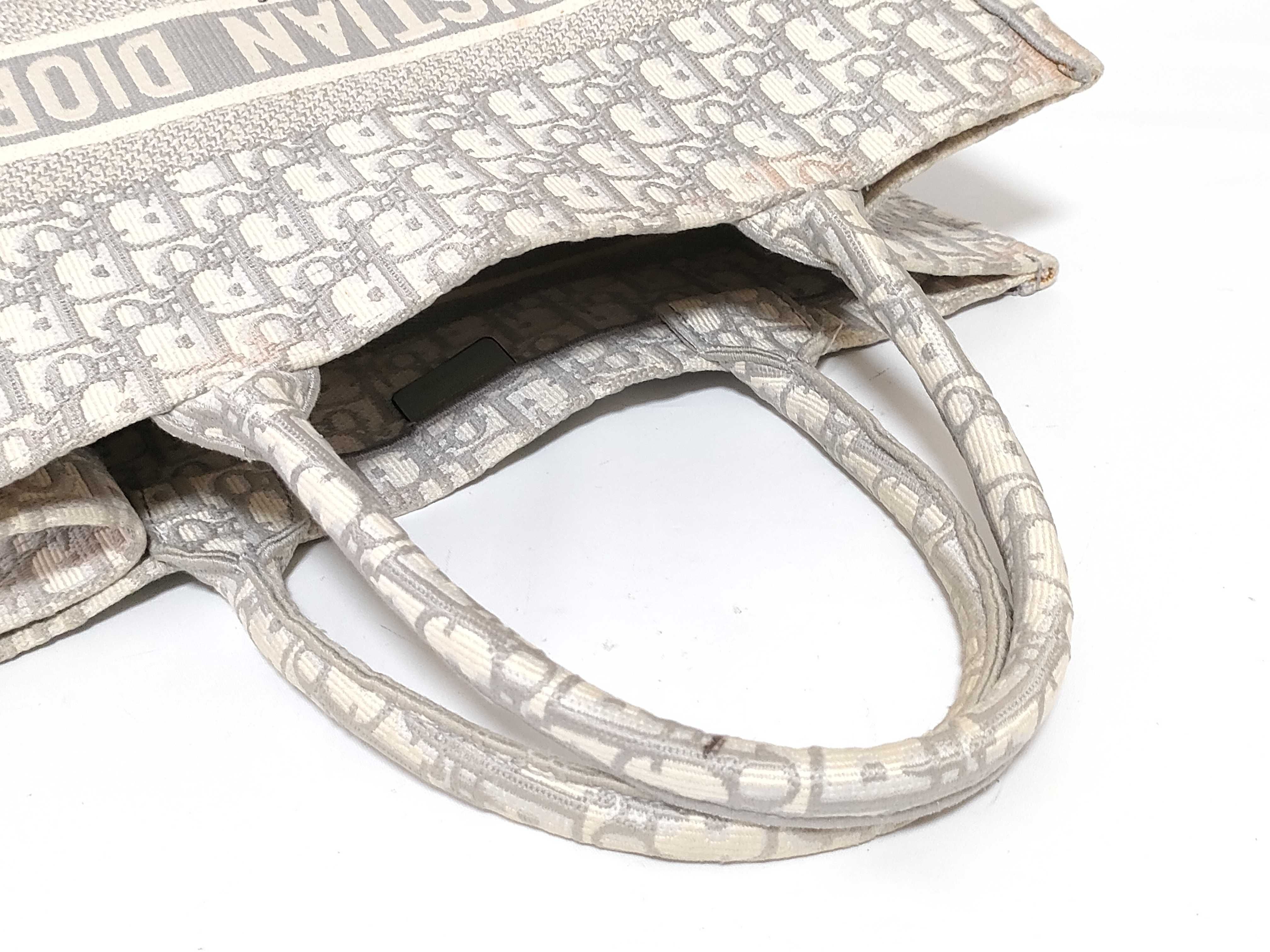 Trotter Christian Dior Oblique Book Tote Medium Canvas Tote Bag White x Gray Stain Tote Bag — view 3