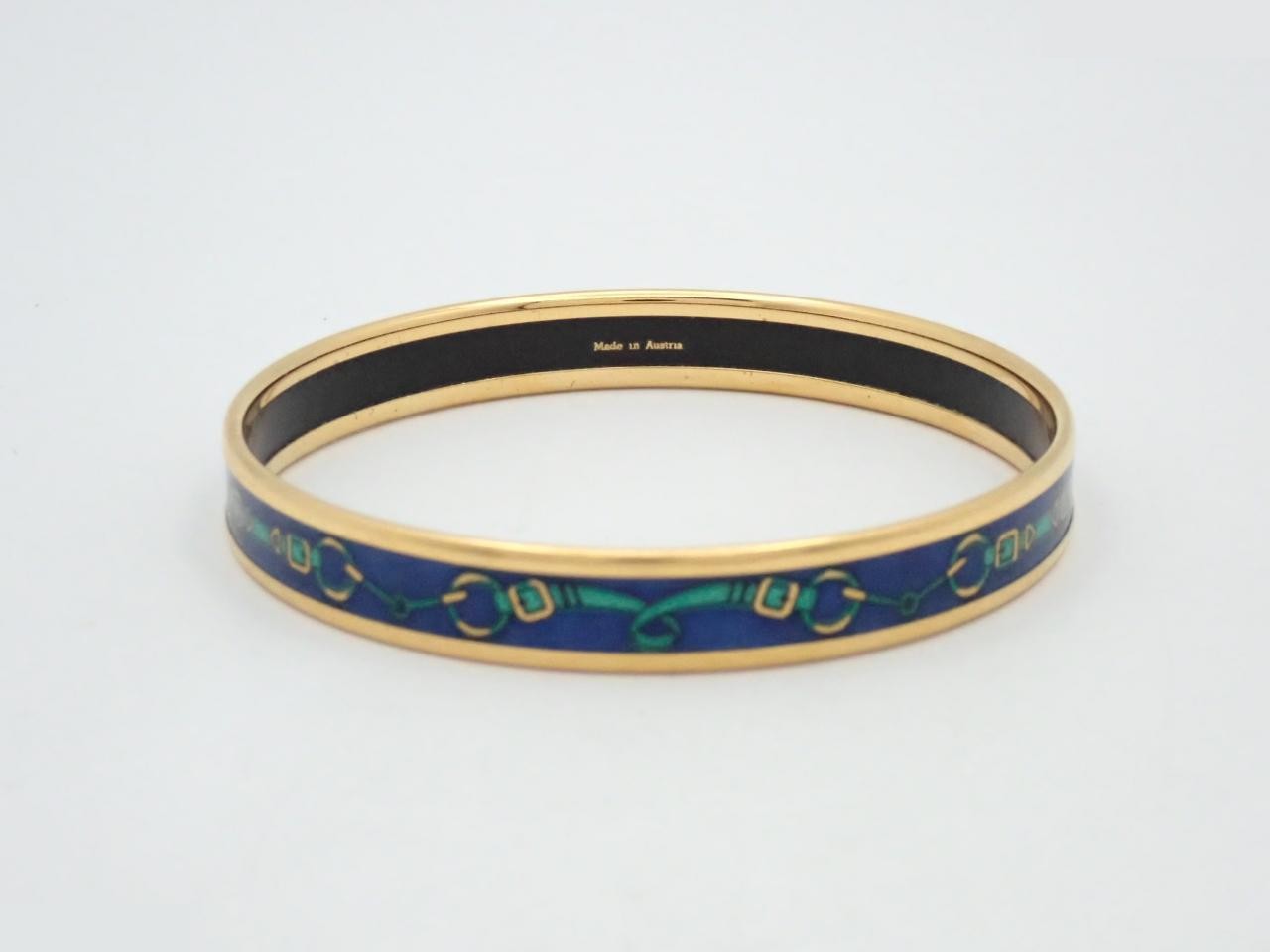 Enamel PM, wrist circumference approximately 19.5 cm — view 2