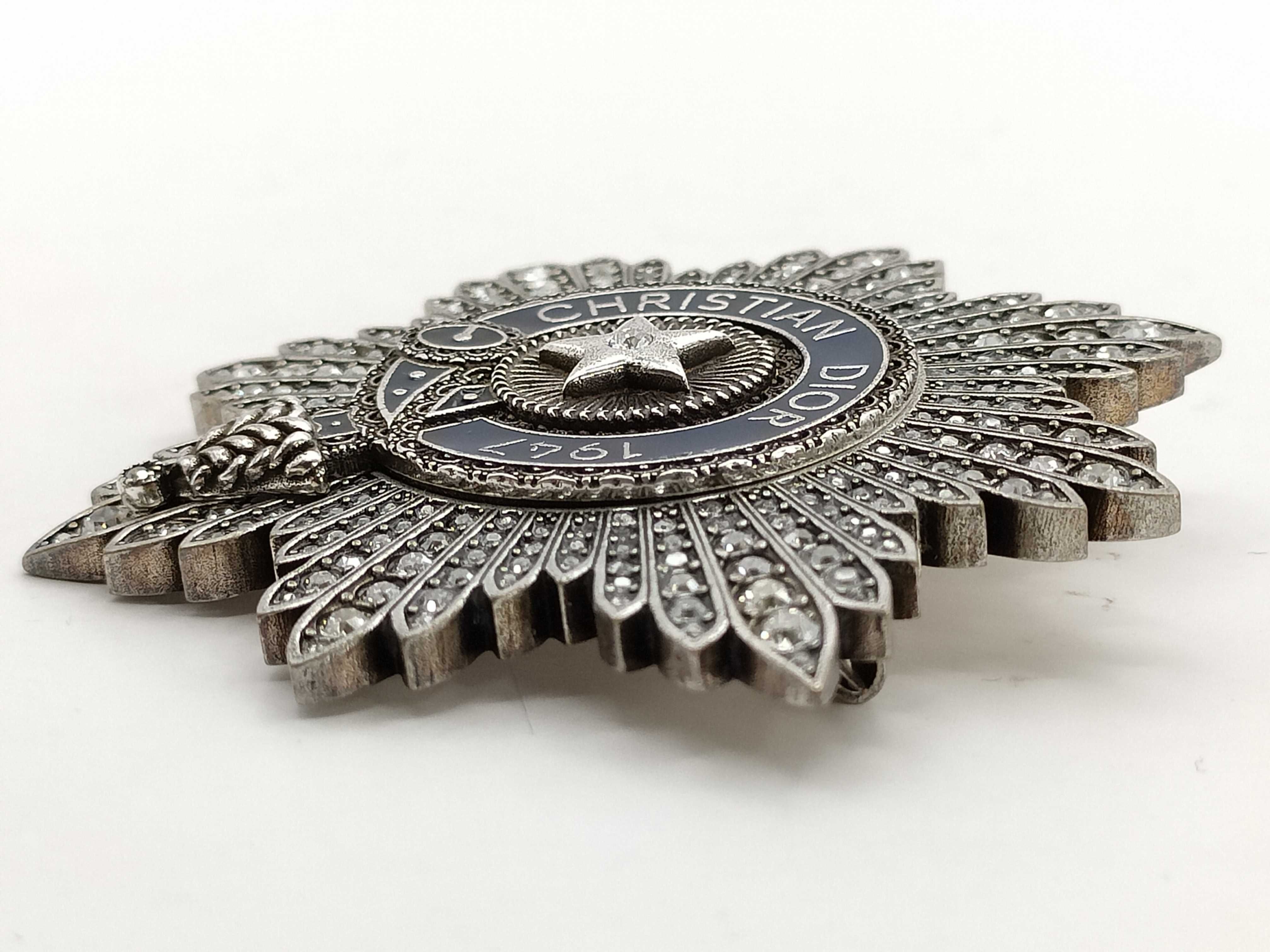 BUFFALO STAR Brooch — view 2