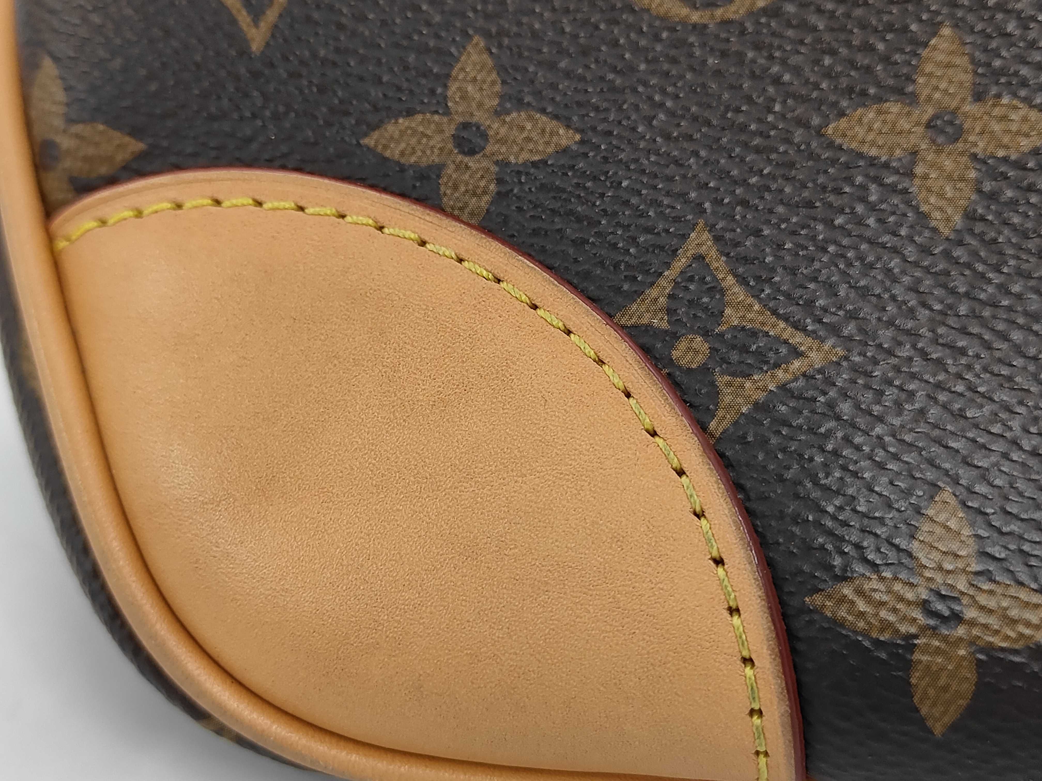 shoulder bag — view 10