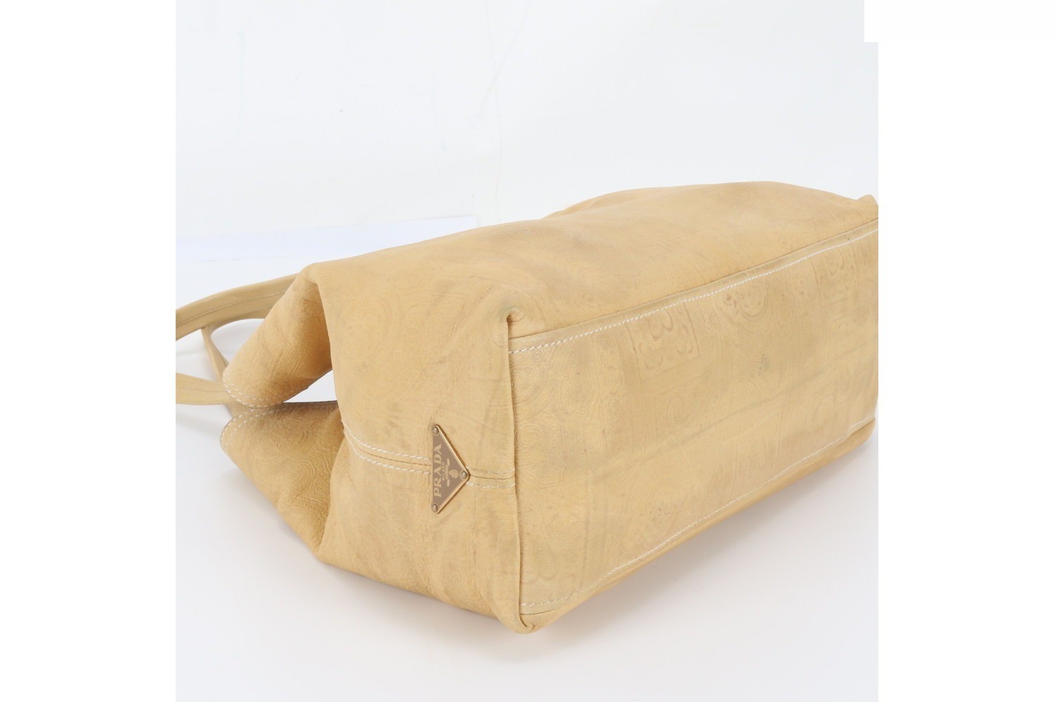 White tag included. Triangle logo leather tote bag. — view 5