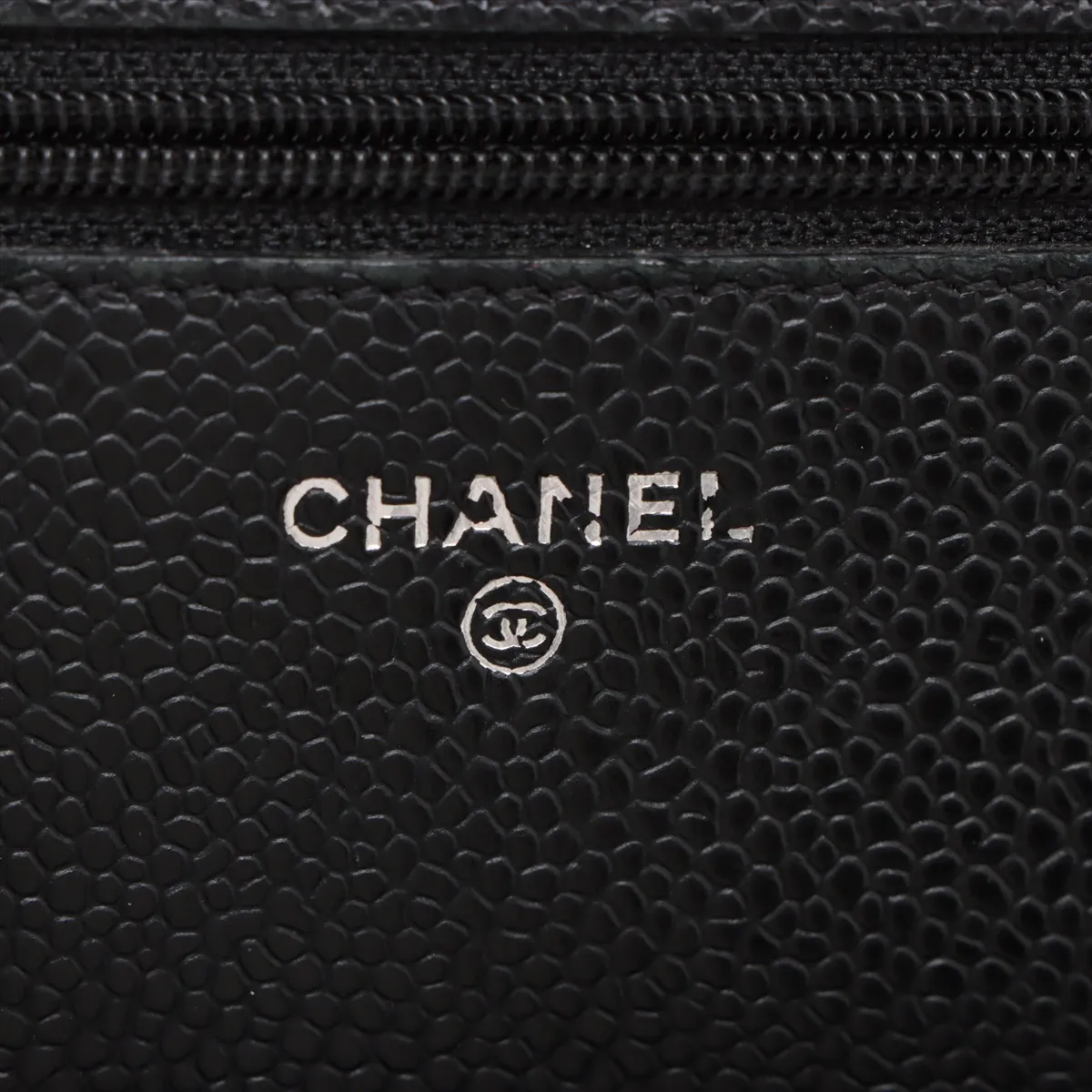 Matelassé Caviar Skin Chain Wallet, Black with Silver Hardware, 19567026, Serial Number 19 — view 12