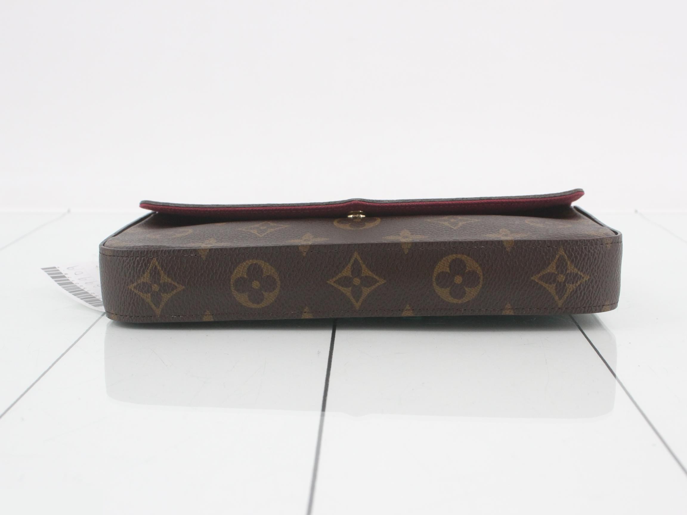 Monogram Pochette Felicie - Shoulder bag with coin case — view 3