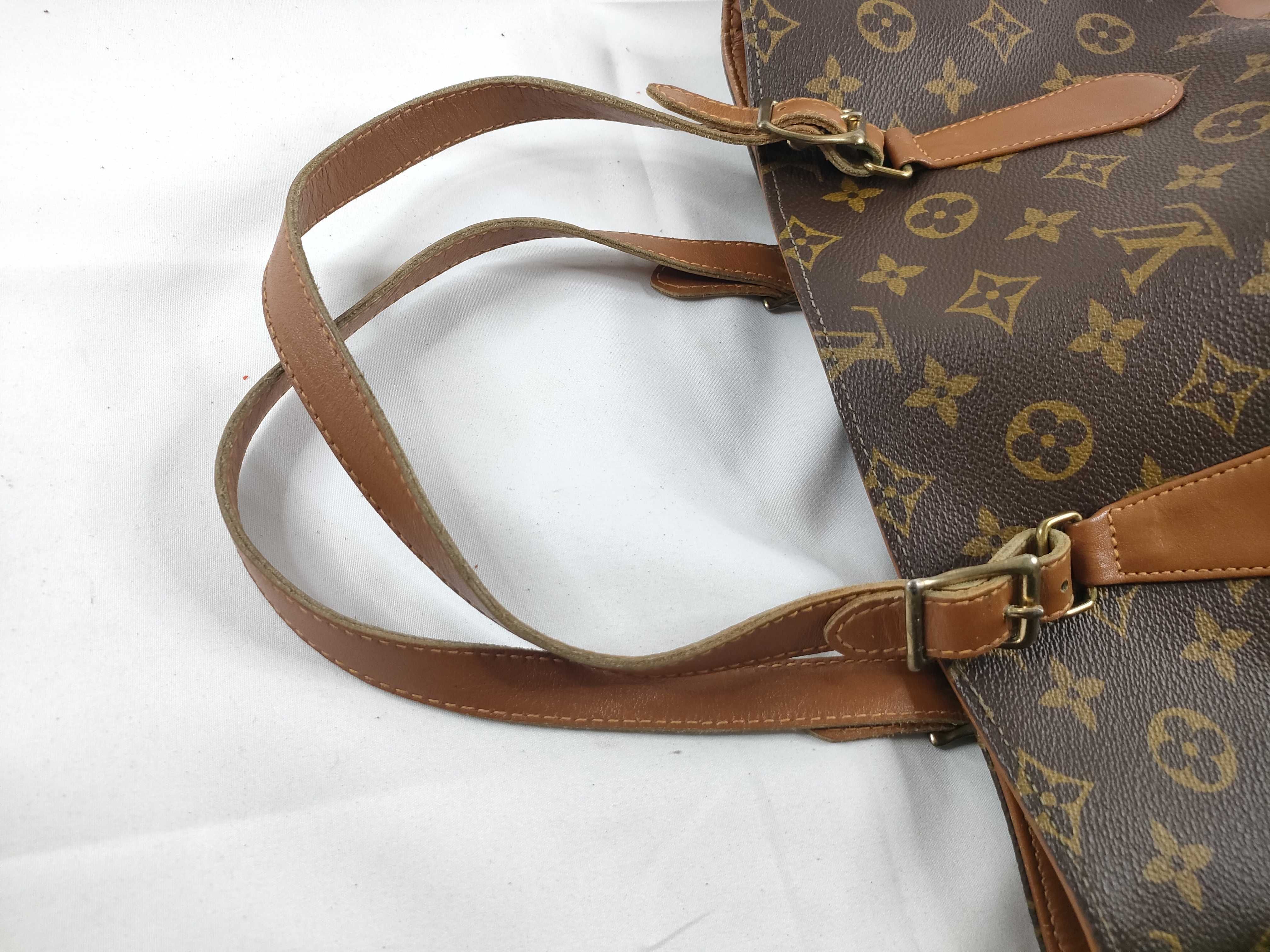 Monogram LV Bag with Pouch, Shoulder Bag — view 6