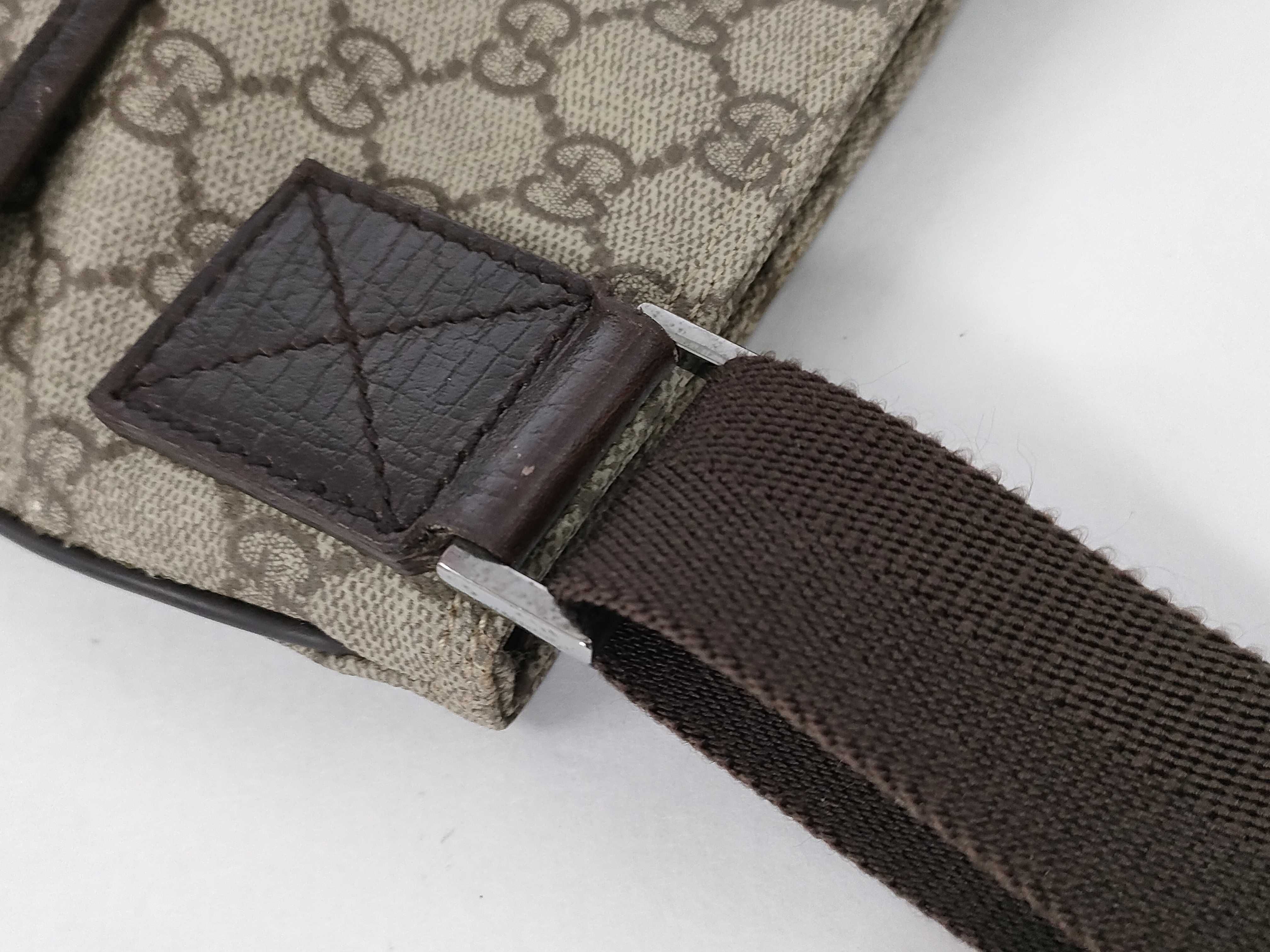 GG Supreme Shoulder Bag — view 5