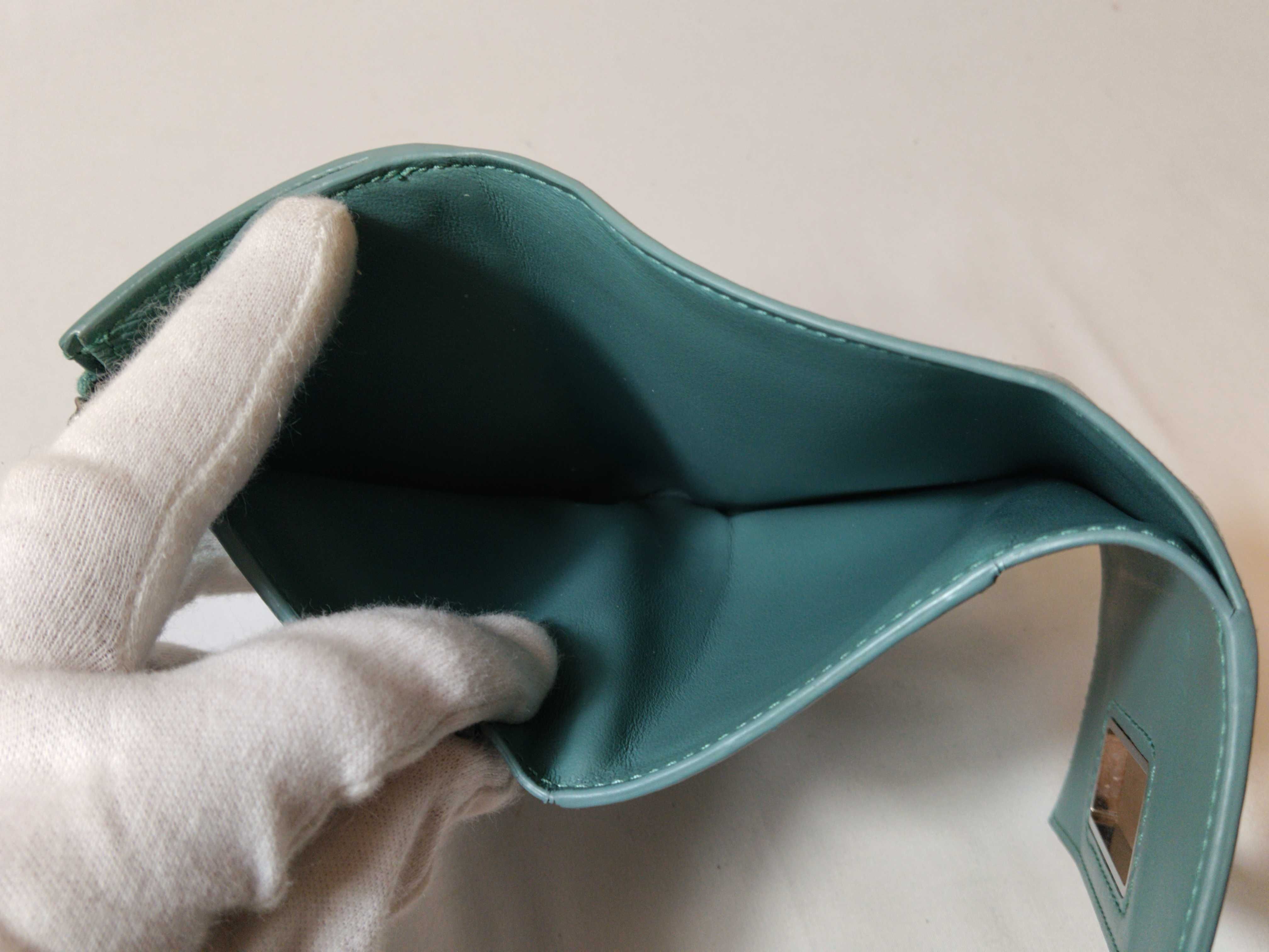 Compact Wallet — view 13