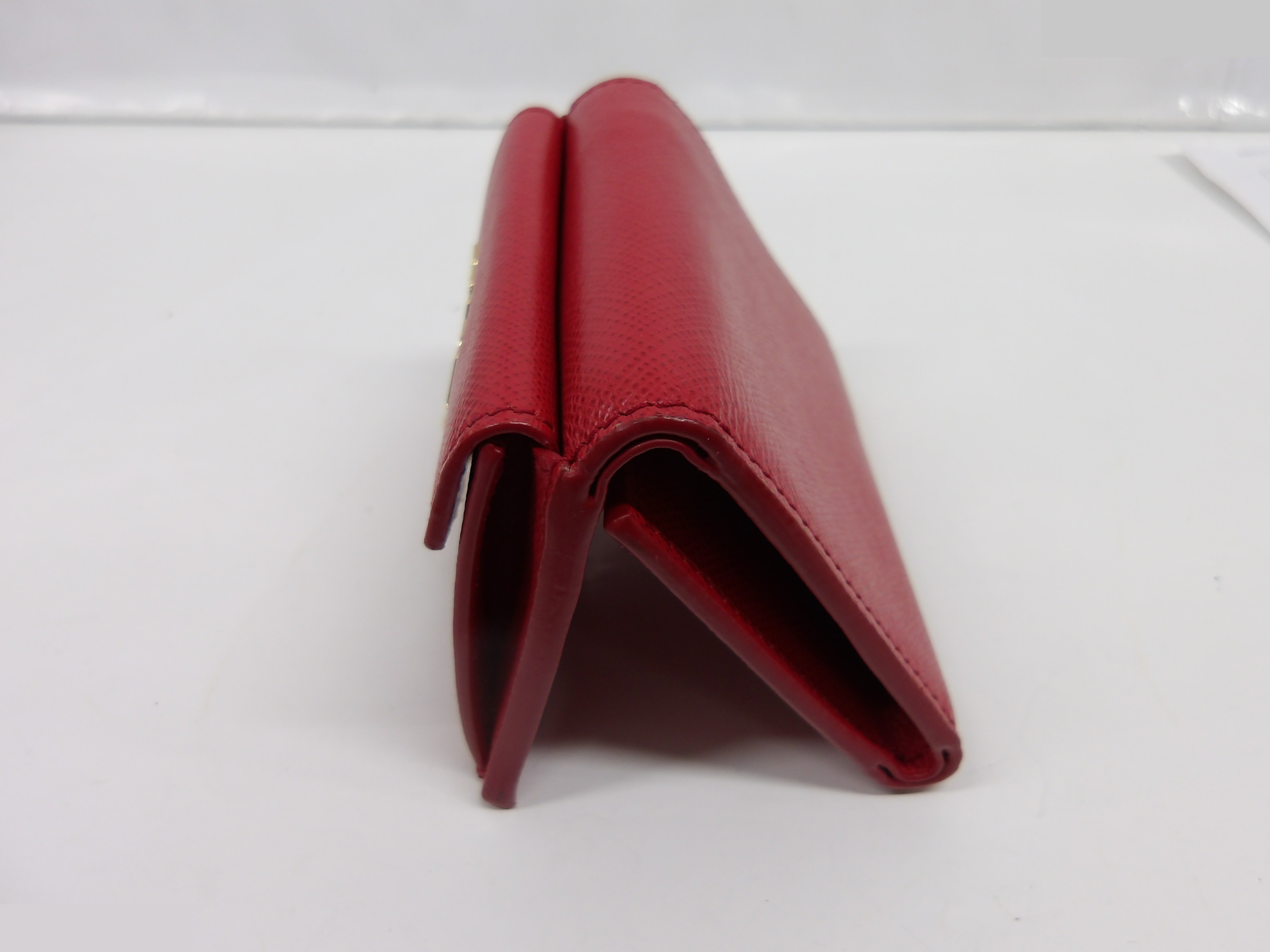Saffiano Metal Compact Wallet (Tri-fold Wallet) — view 9