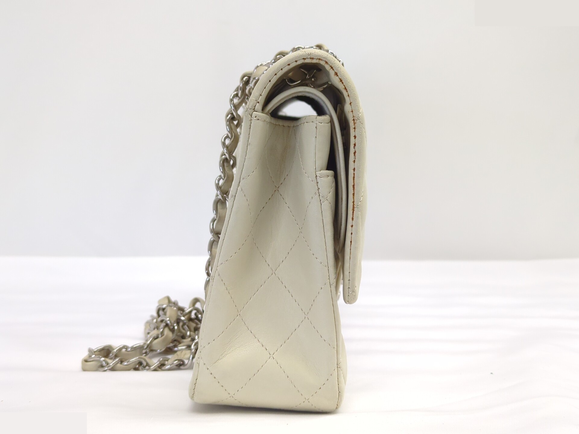 Matelassé (bag) - Shoulder bag — view 3