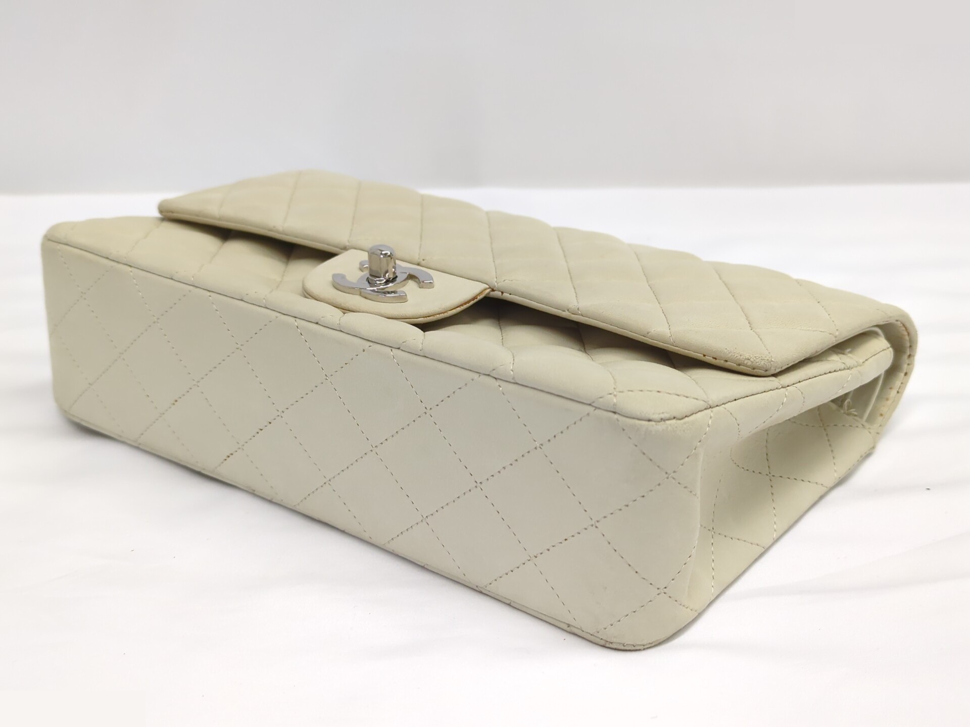 Matelassé (bag) - Shoulder bag — view 6