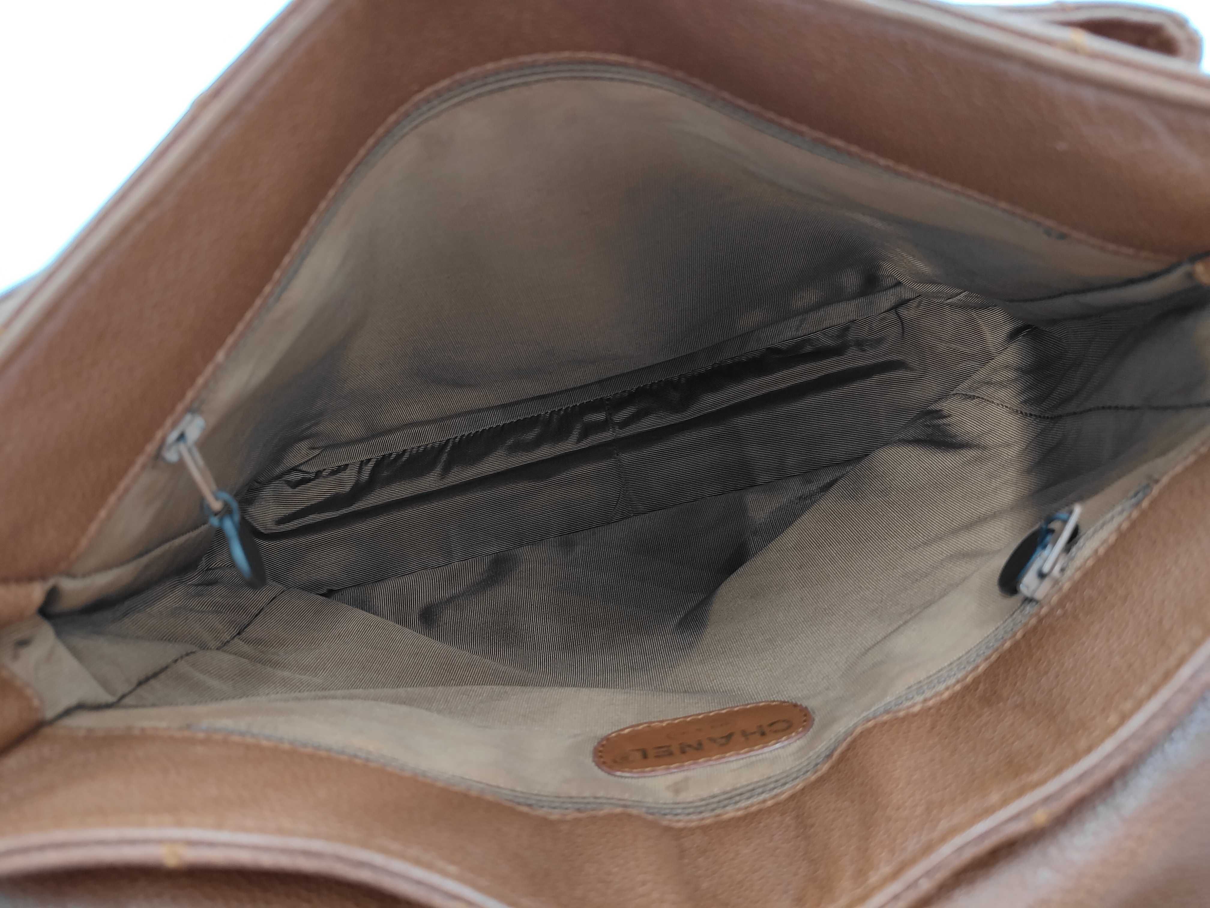 Caviar Skin Shoulder Bag — view 13