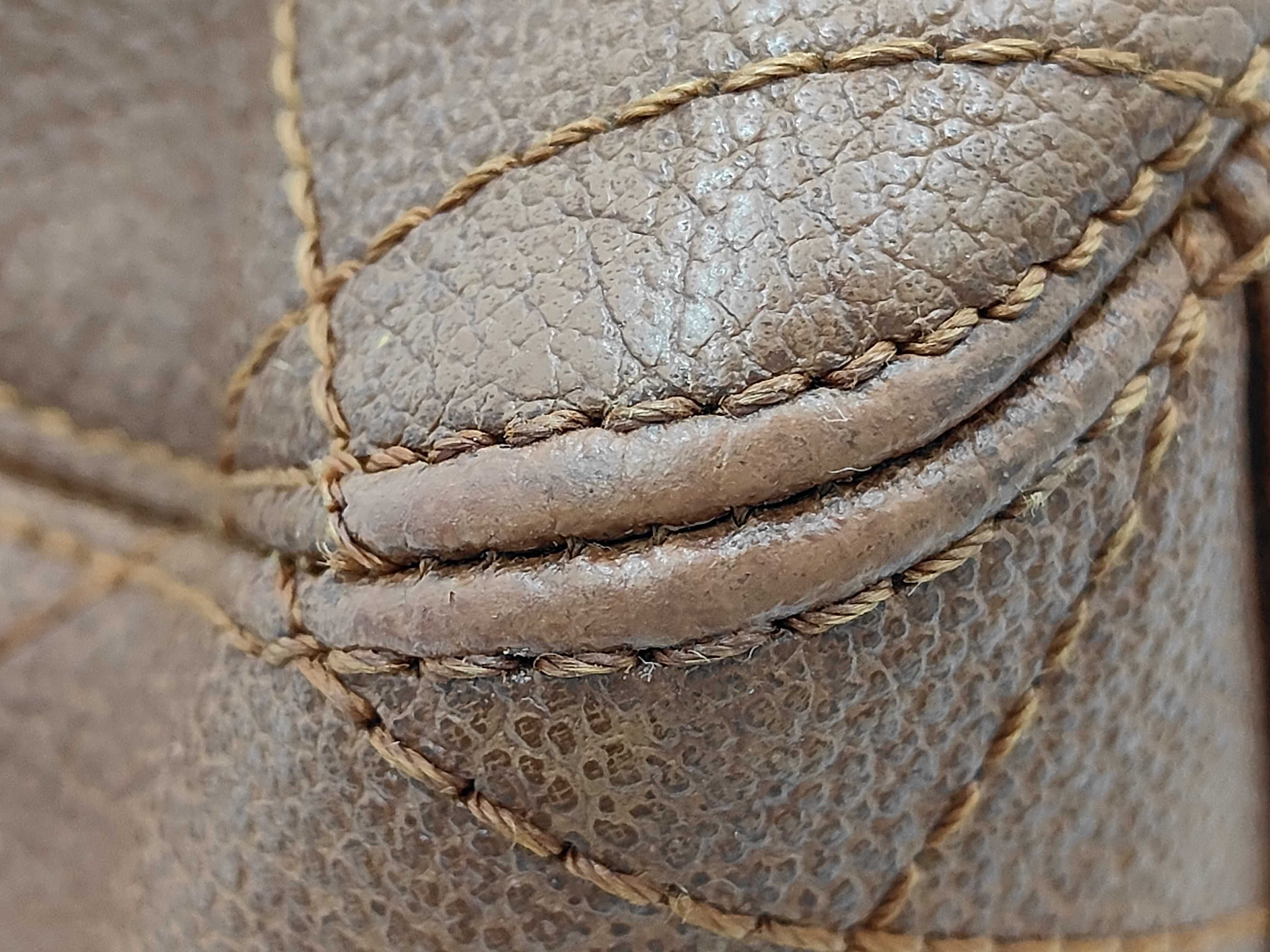 Caviar Skin Shoulder Bag — view 4