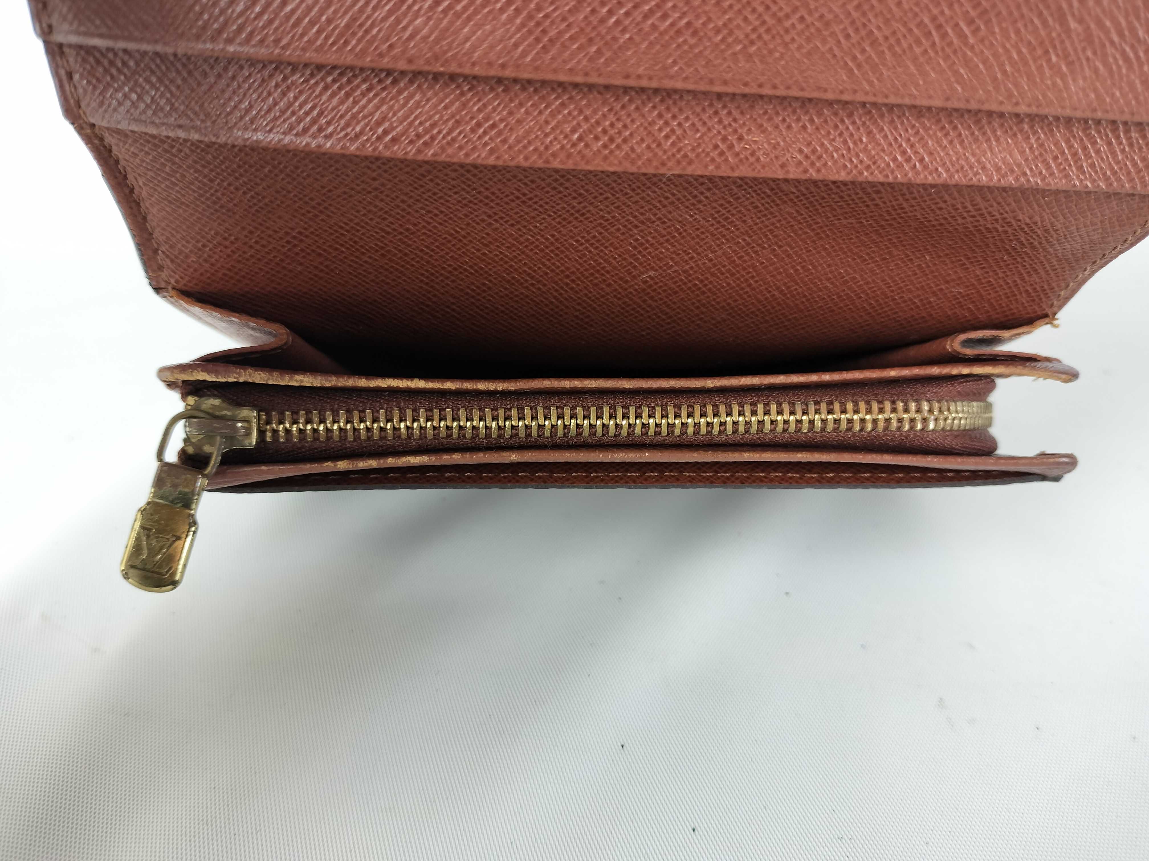 Monogram Portefeuille Bi-fold Wallet — view 8