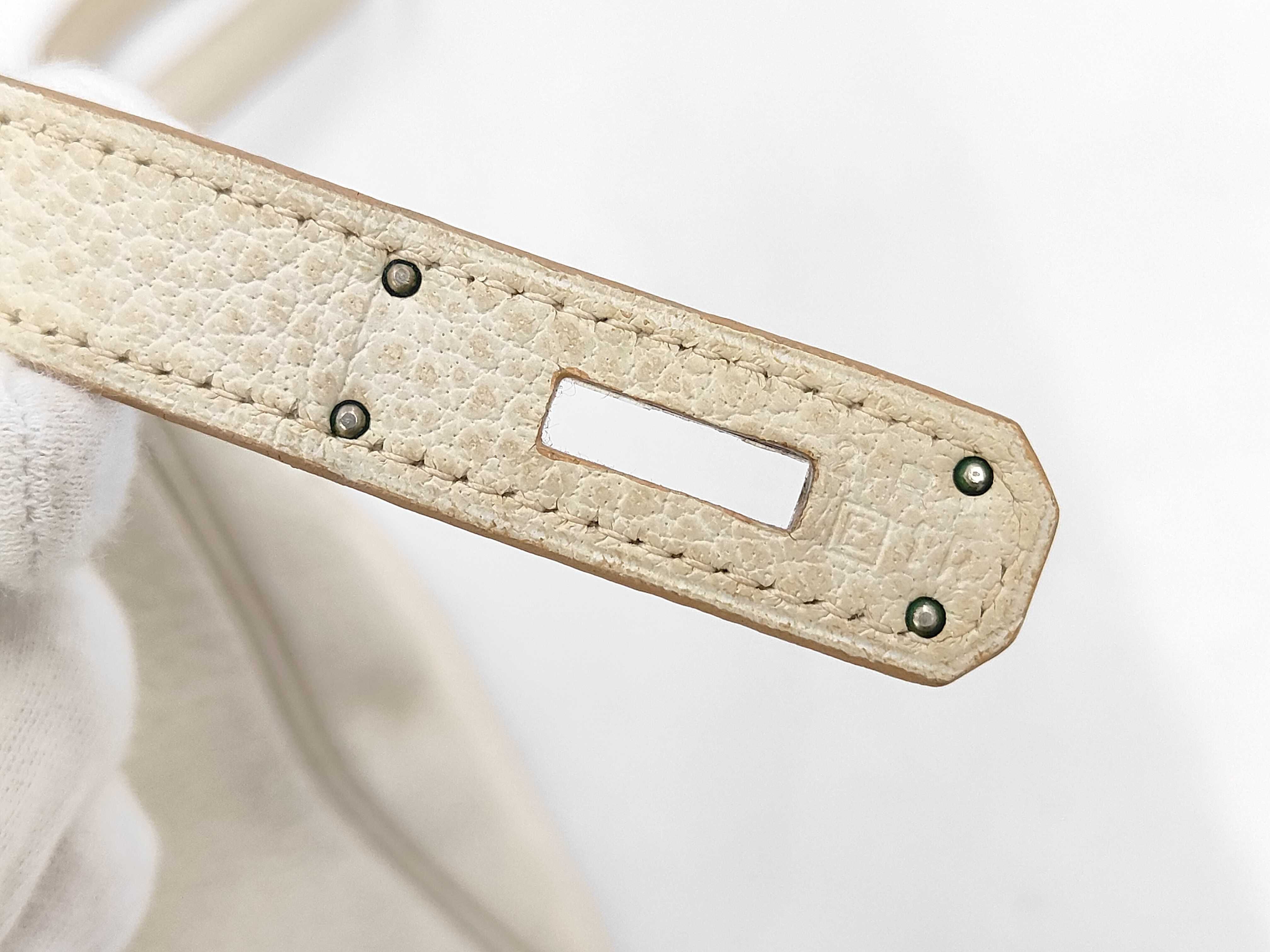 Kelly 32, inside stitching, Chevre leather, white, E stamp, silver hardware, shoulder bag — view 8