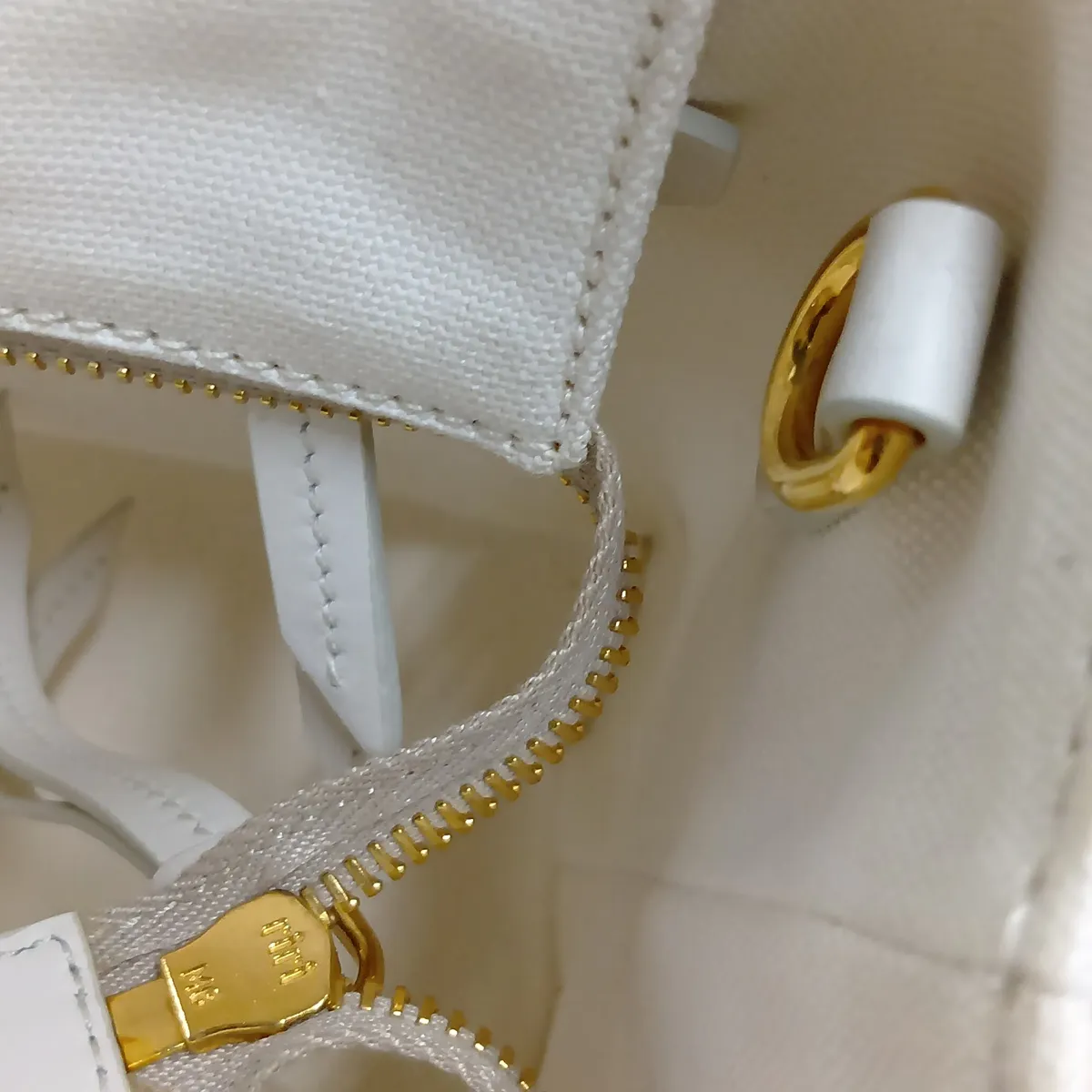Wicker Rattan x Leather Handbag Beige x White — view 10