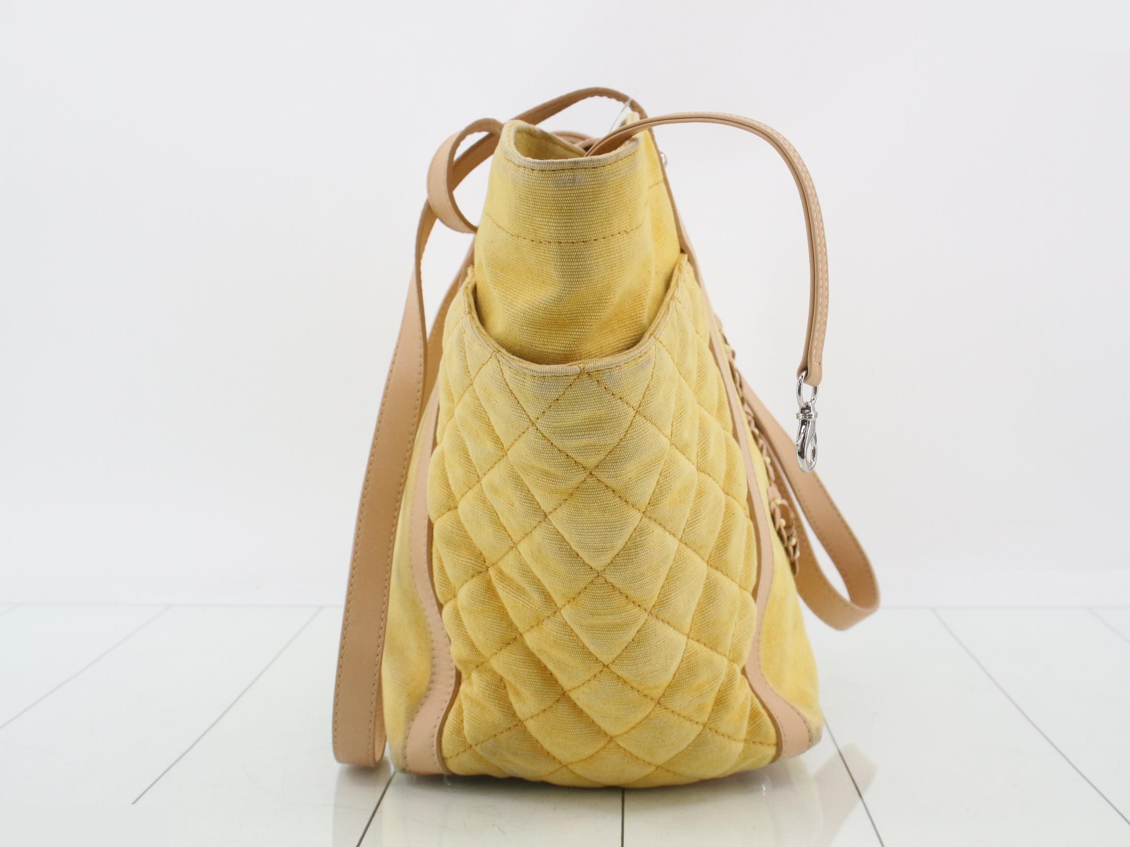 Camellia Tote Bag — view 4