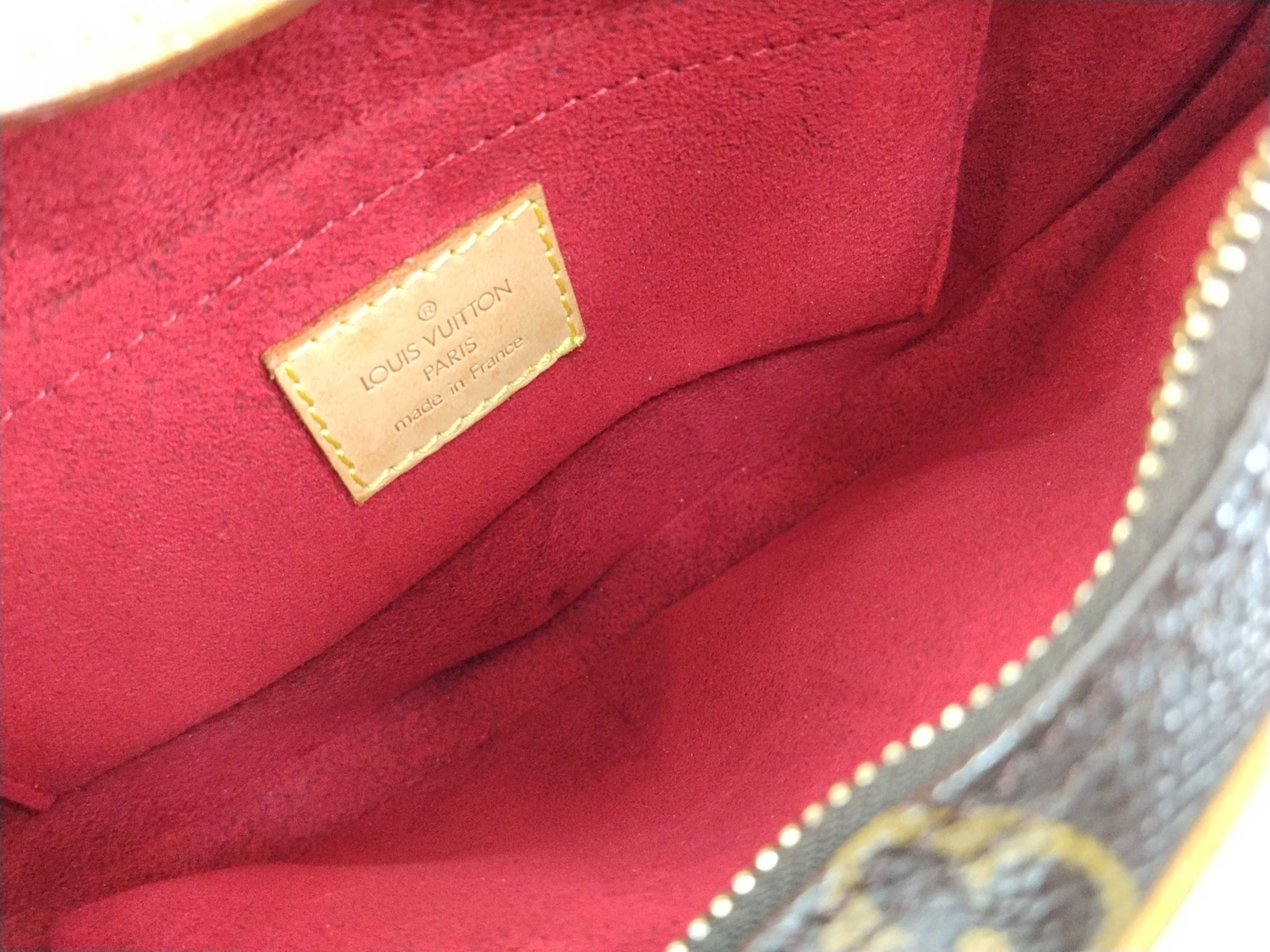 Monogram Pochette Croissant PM M51510 MI1012 Shoulder Bag — view 11