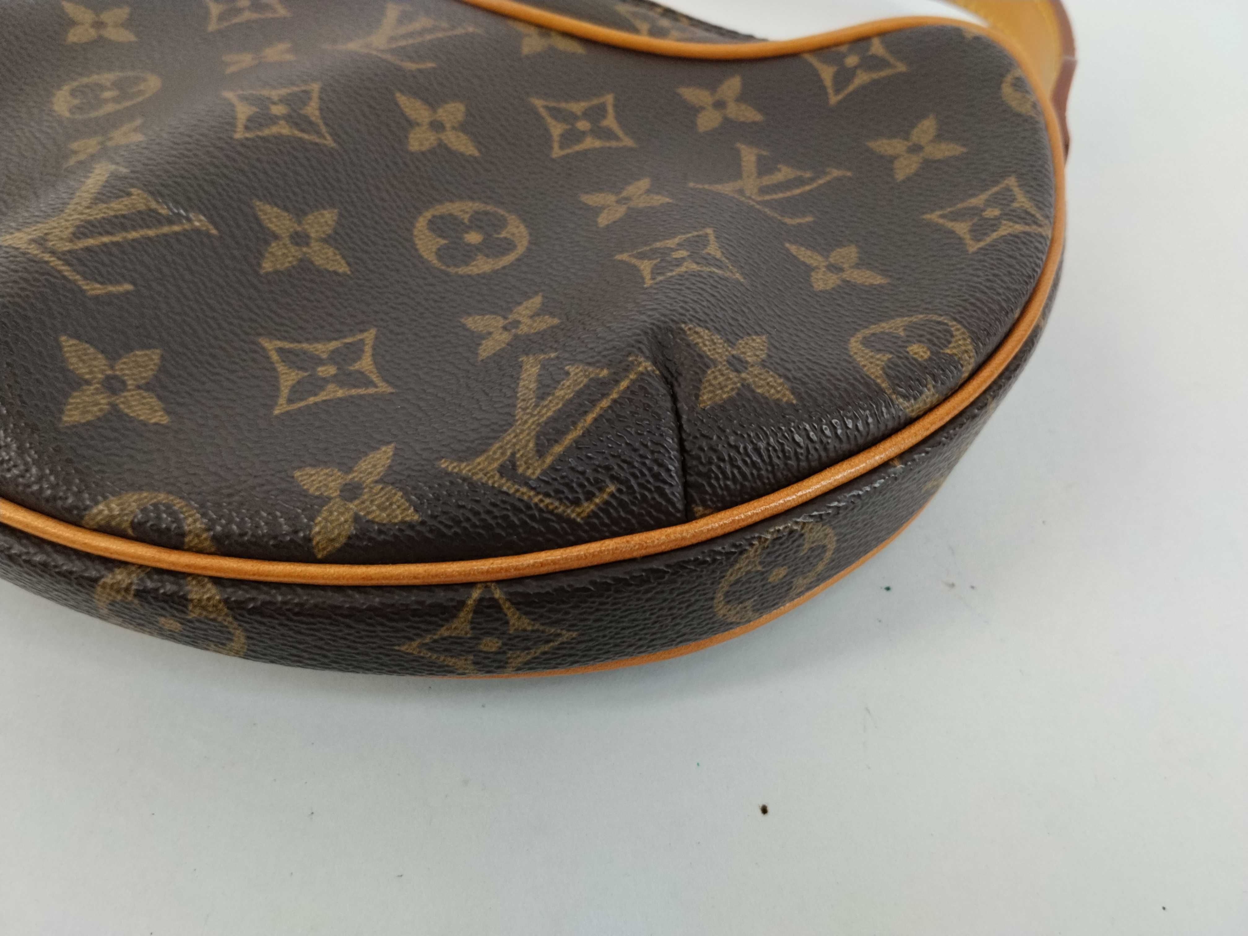 Monogram Pochette Croissant PM M51510 MI1012 Shoulder Bag — view 6