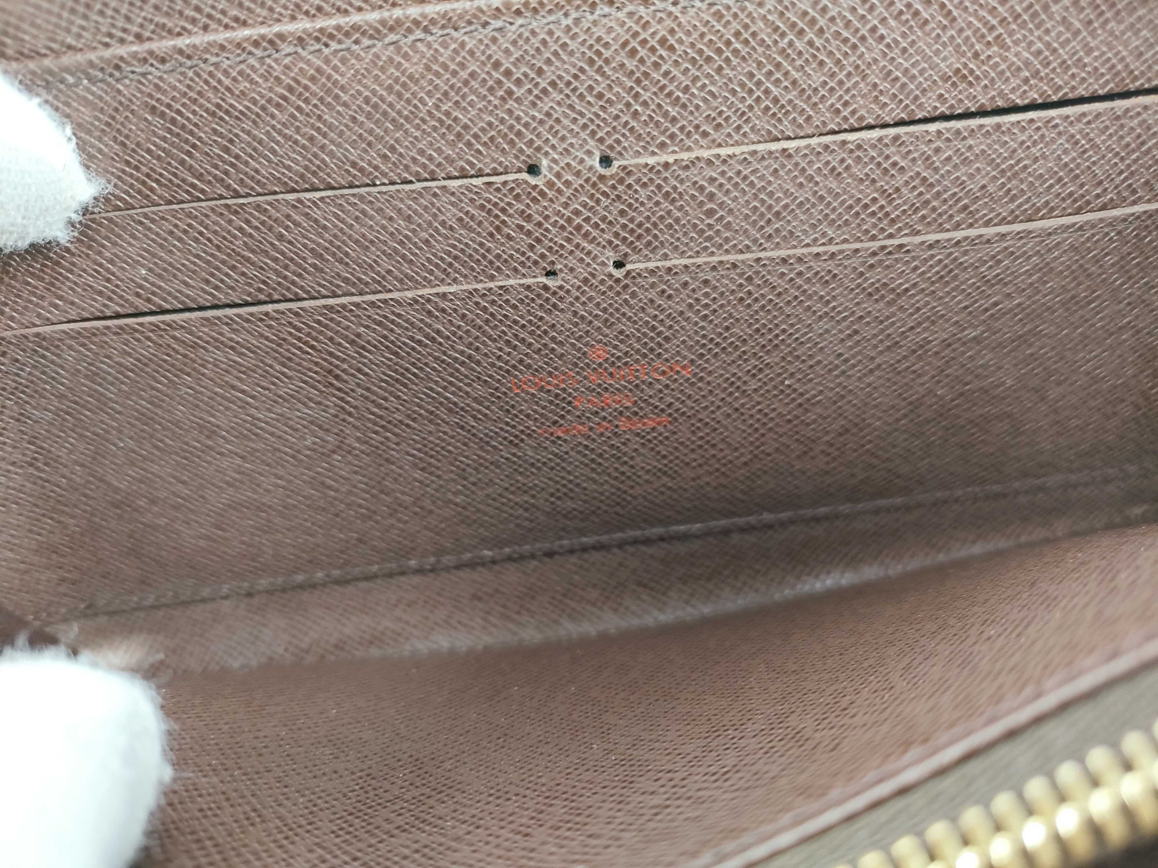 Damier Zipper Wallet — view 13