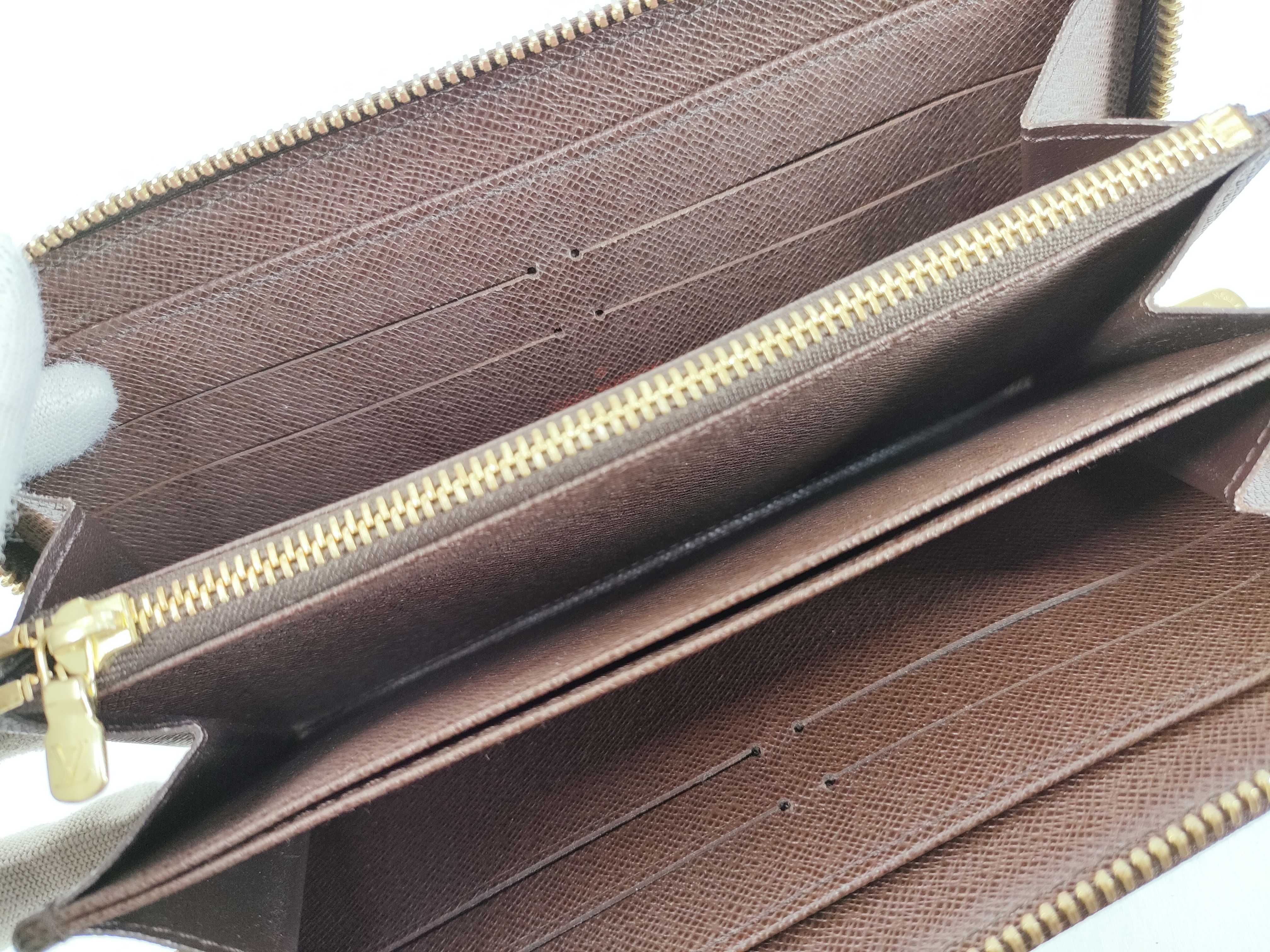 Damier Zipper Wallet — view 14