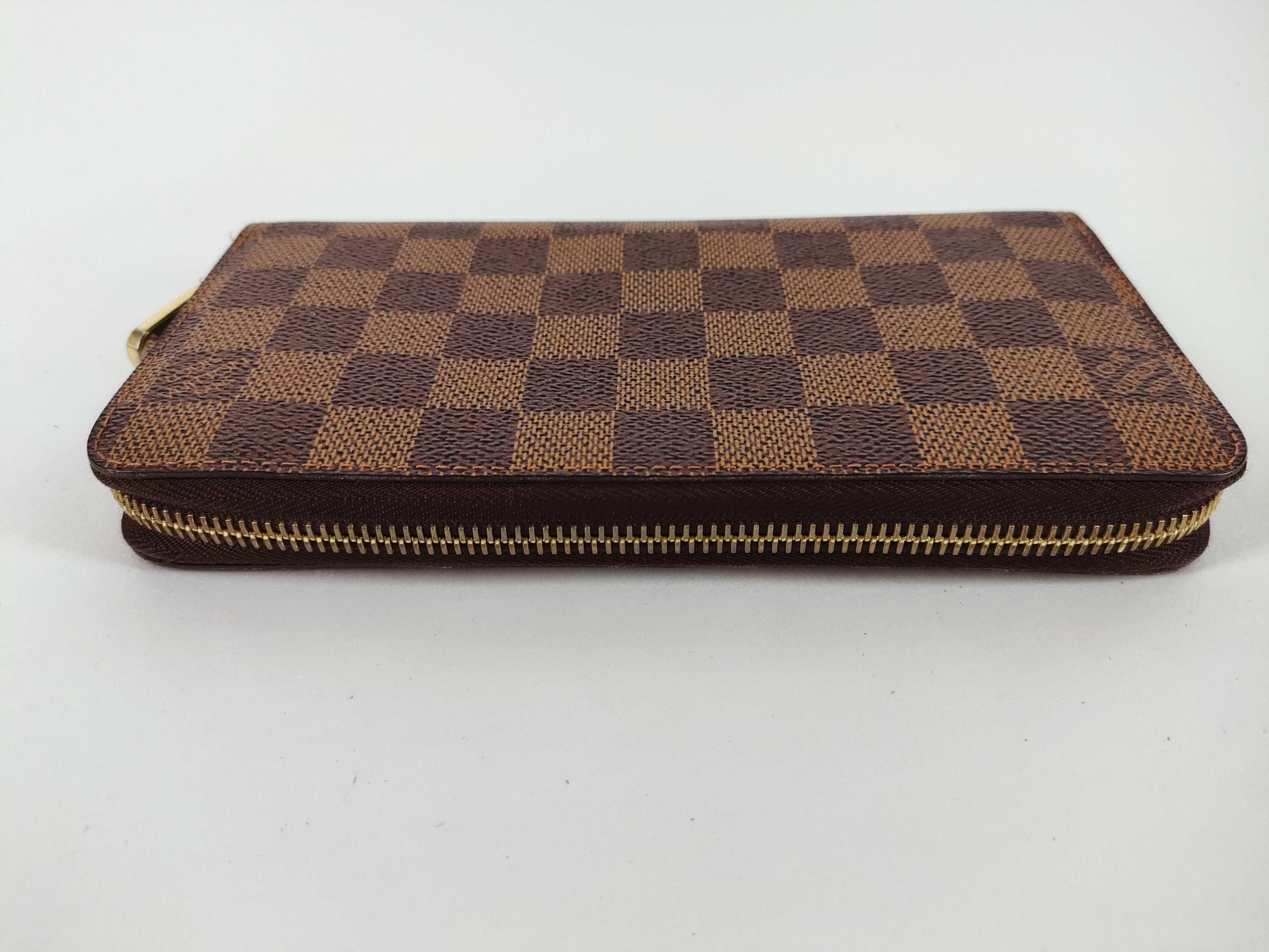 Damier Zipper Wallet — view 5