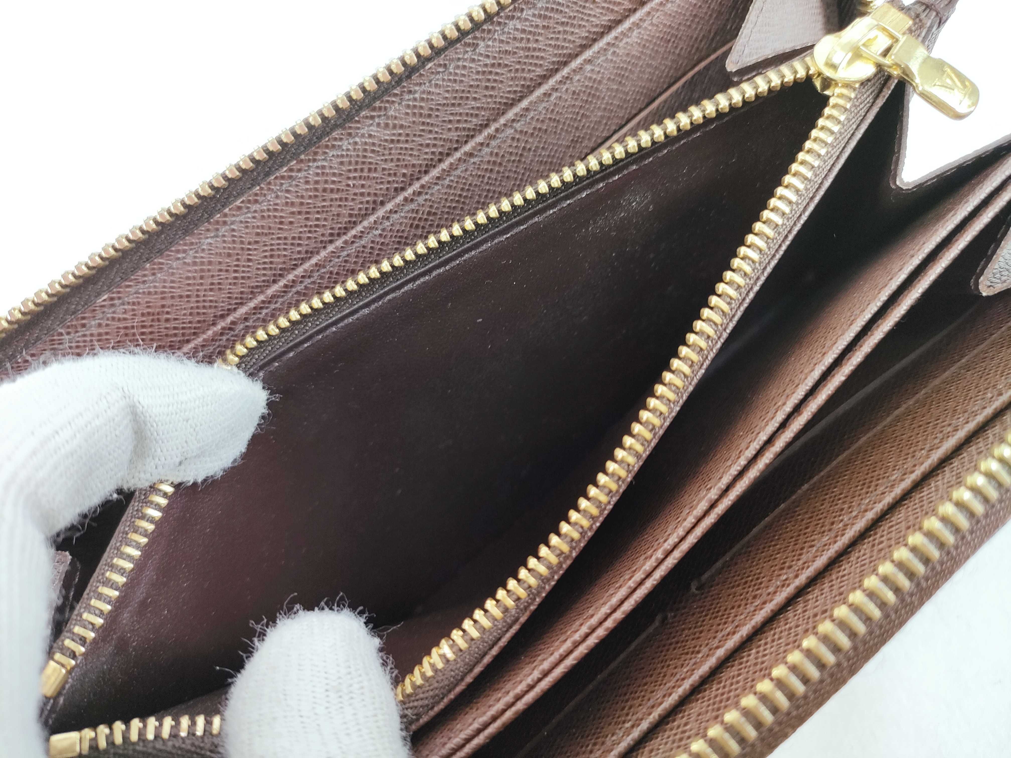 Damier Zipper Wallet — view 10