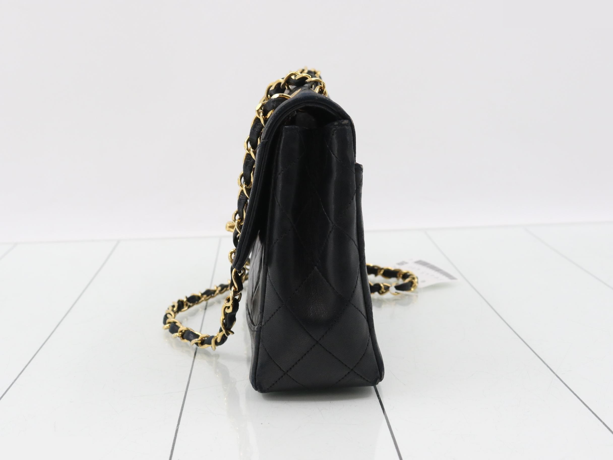 Matelassé Single Flap Double Chain Shoulder Bag — view 3