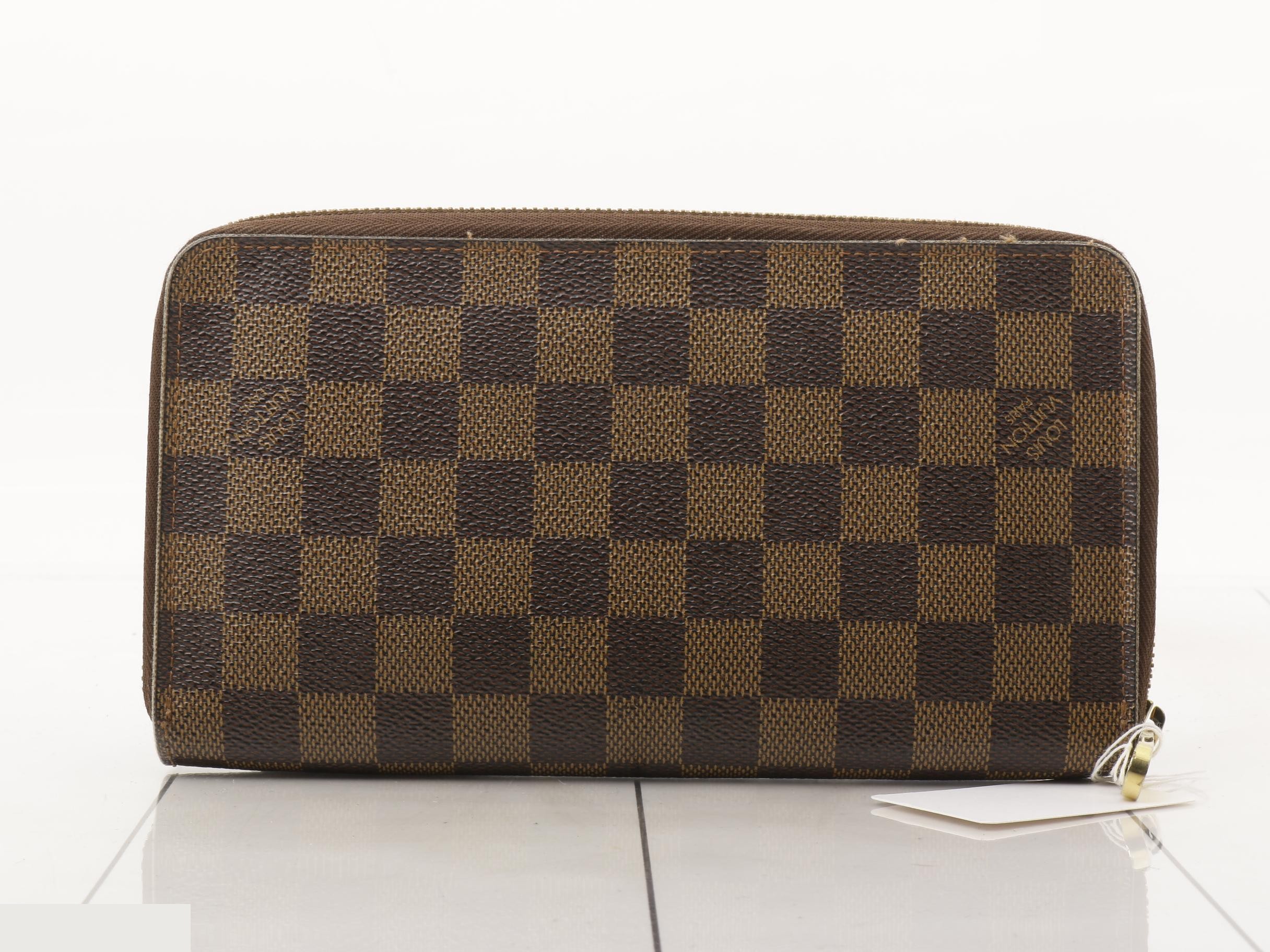 Damier Long Wallet — view 2