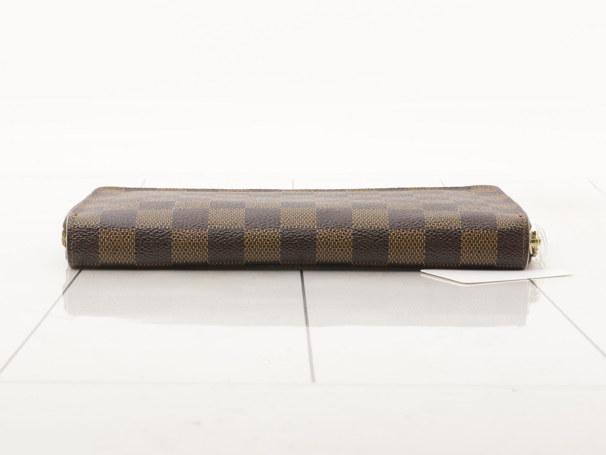 Damier Long Wallet — view 3