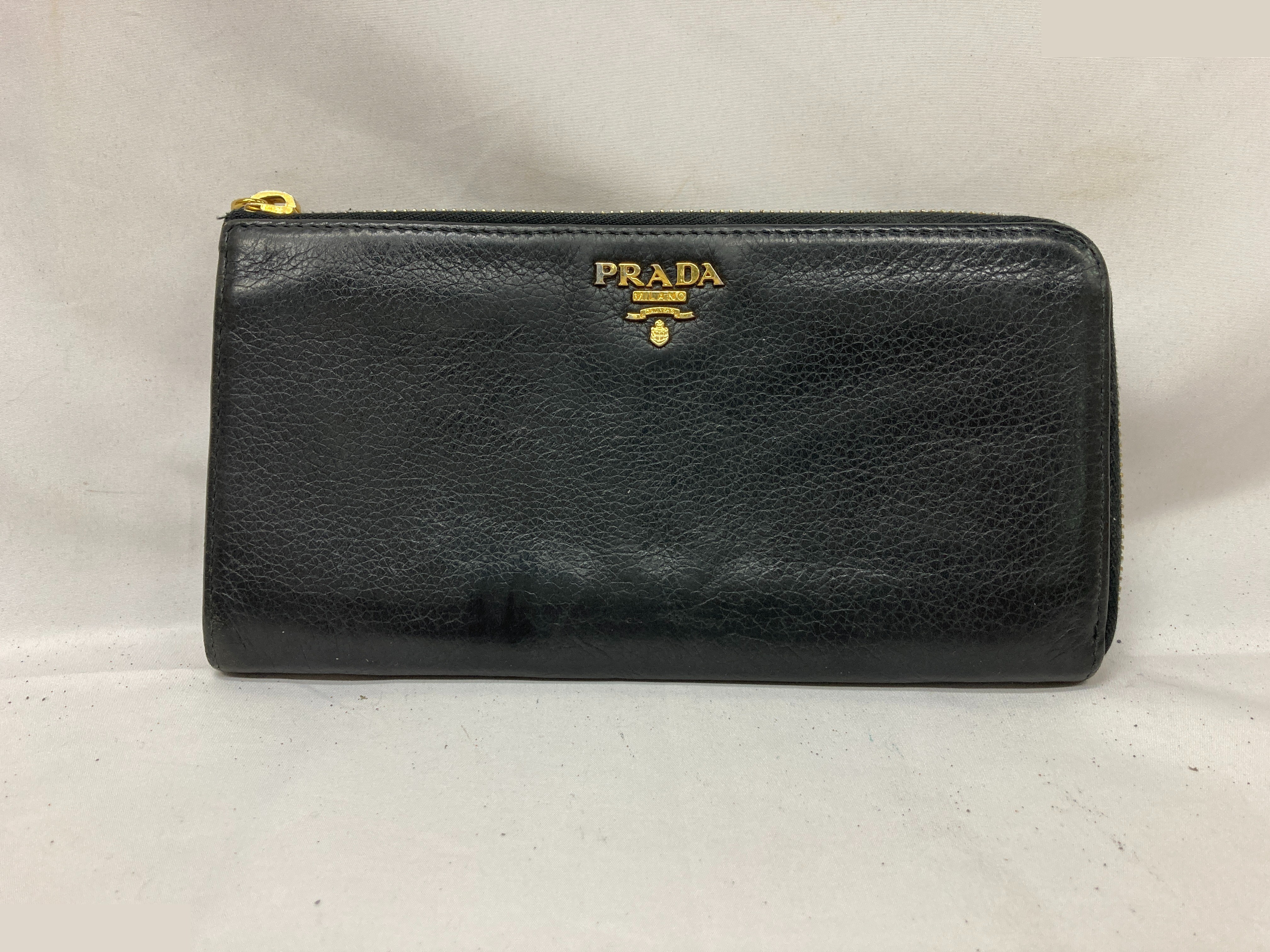 Wallet - Round Zipper
