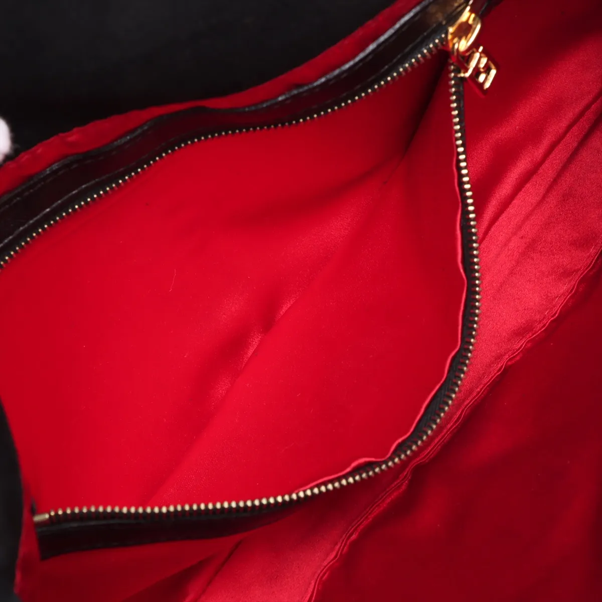 Mamma Bucket Suede x Leather Shoulder Bag Black 26424 — view 8