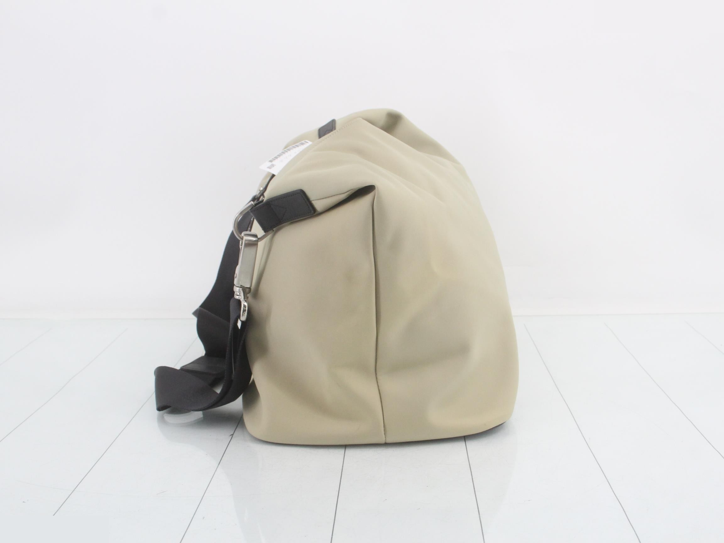 Nylon logo plate shoulder bag — view 3