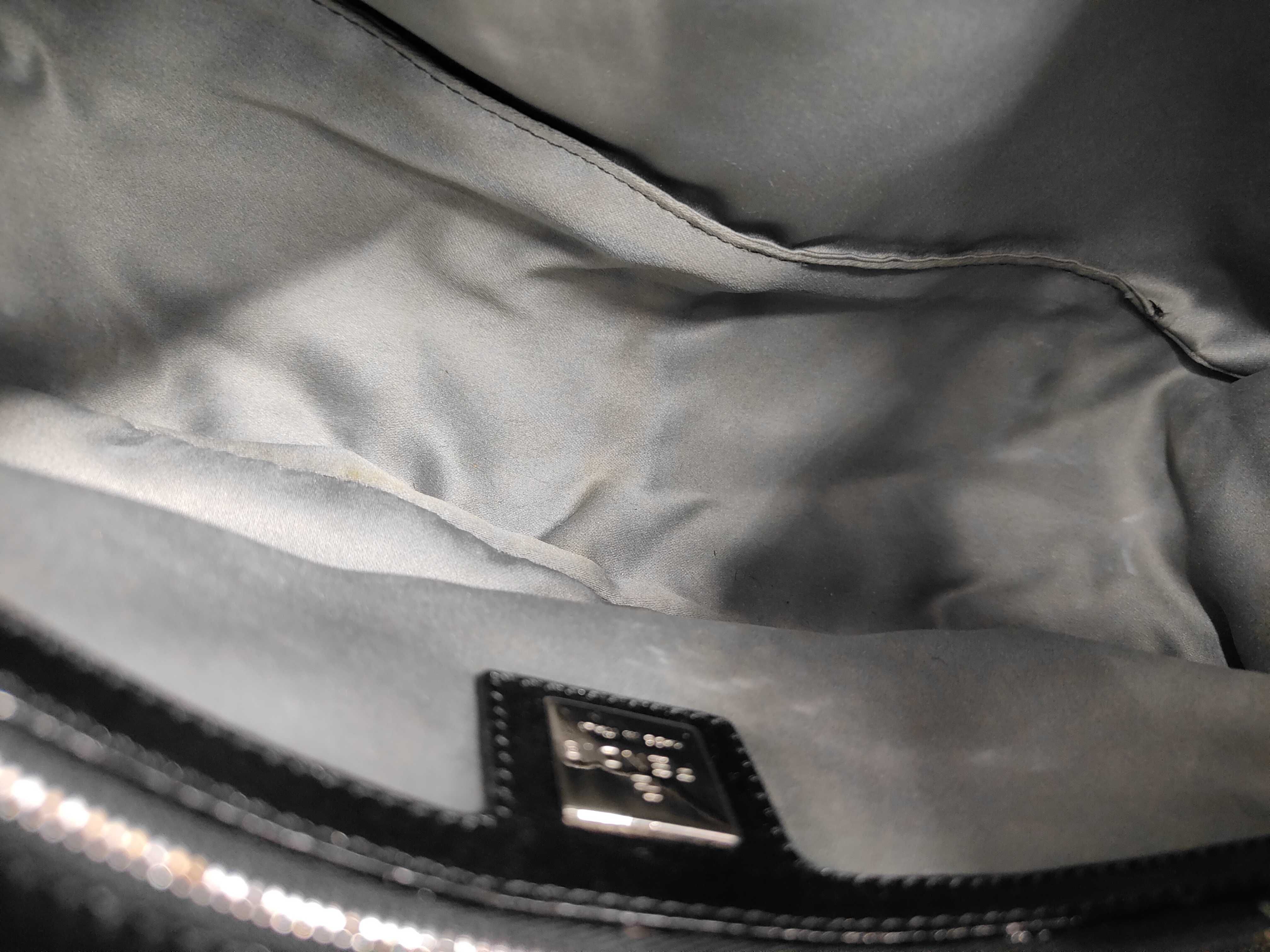 Mamma Fendi Fur Mamma Bucket Shoulder Bag — view 10