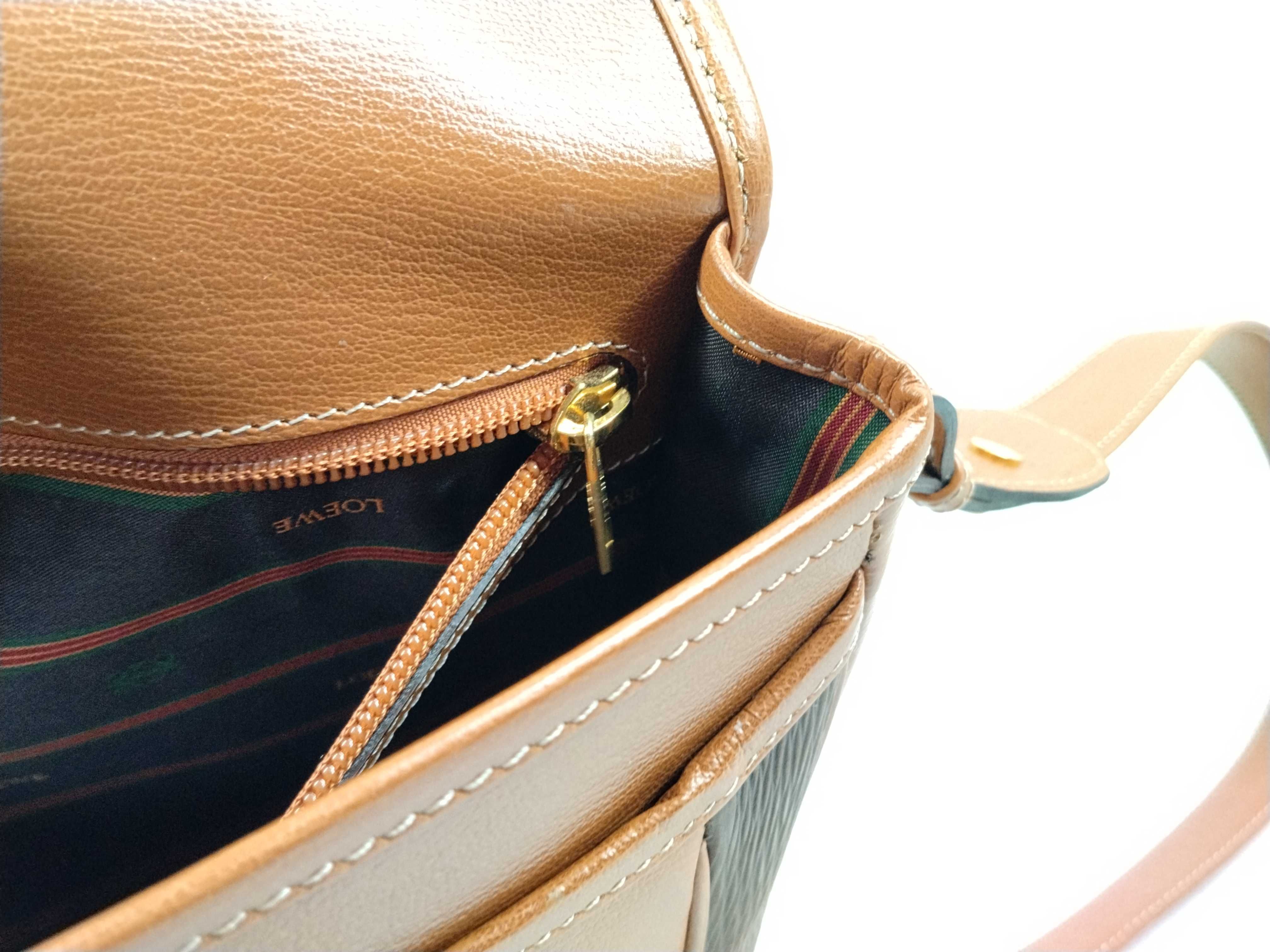 Velázquez Flap Shoulder Bag — view 14
