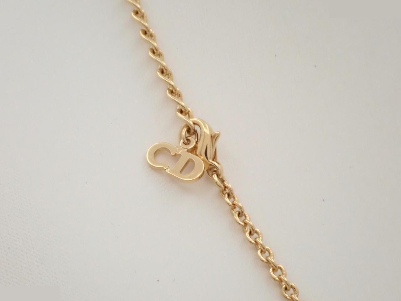 Other lines: Precious metals, necklaces, pendants — view 2