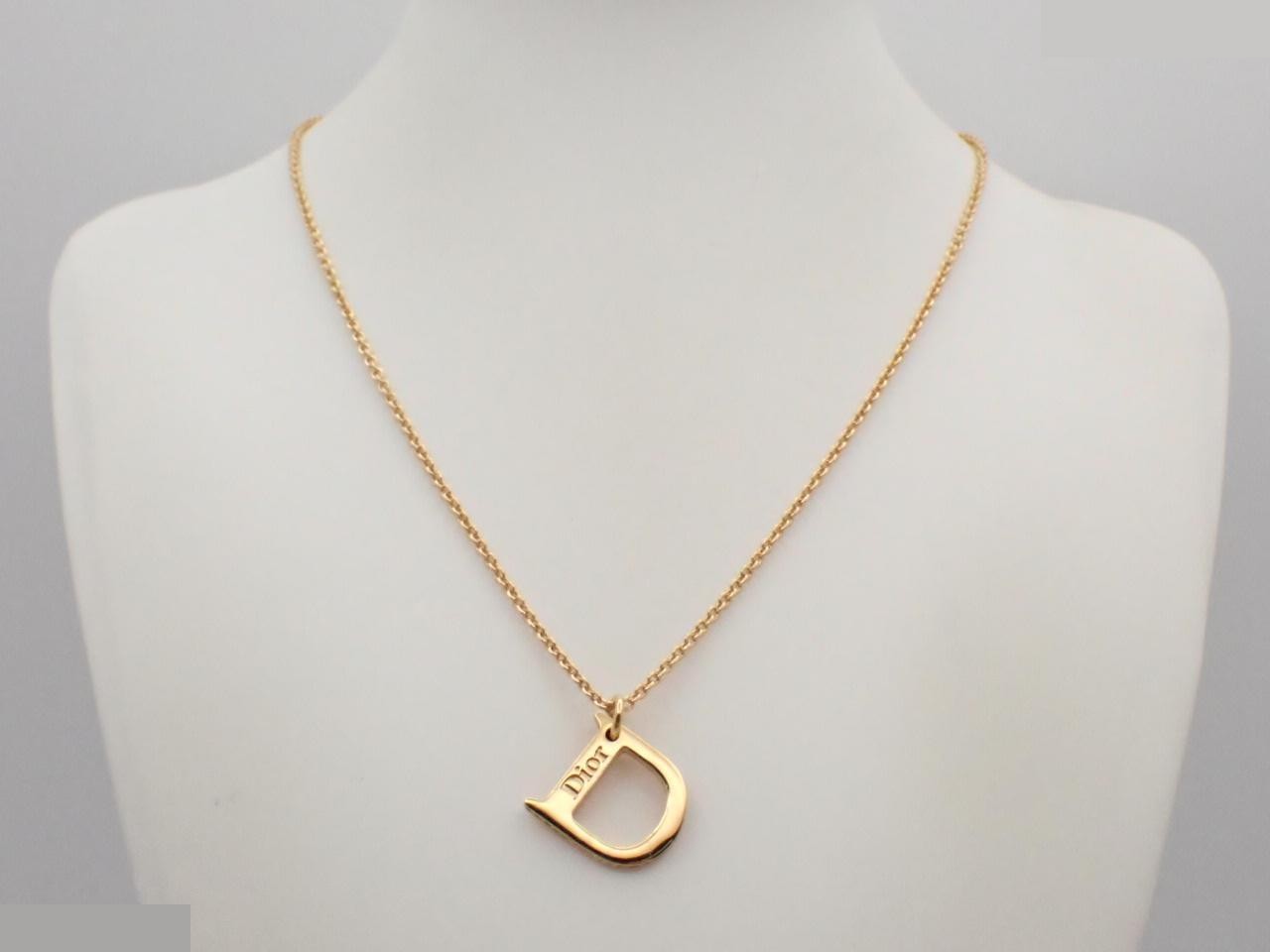 Other lines: Precious metals, necklaces, pendants — view 3