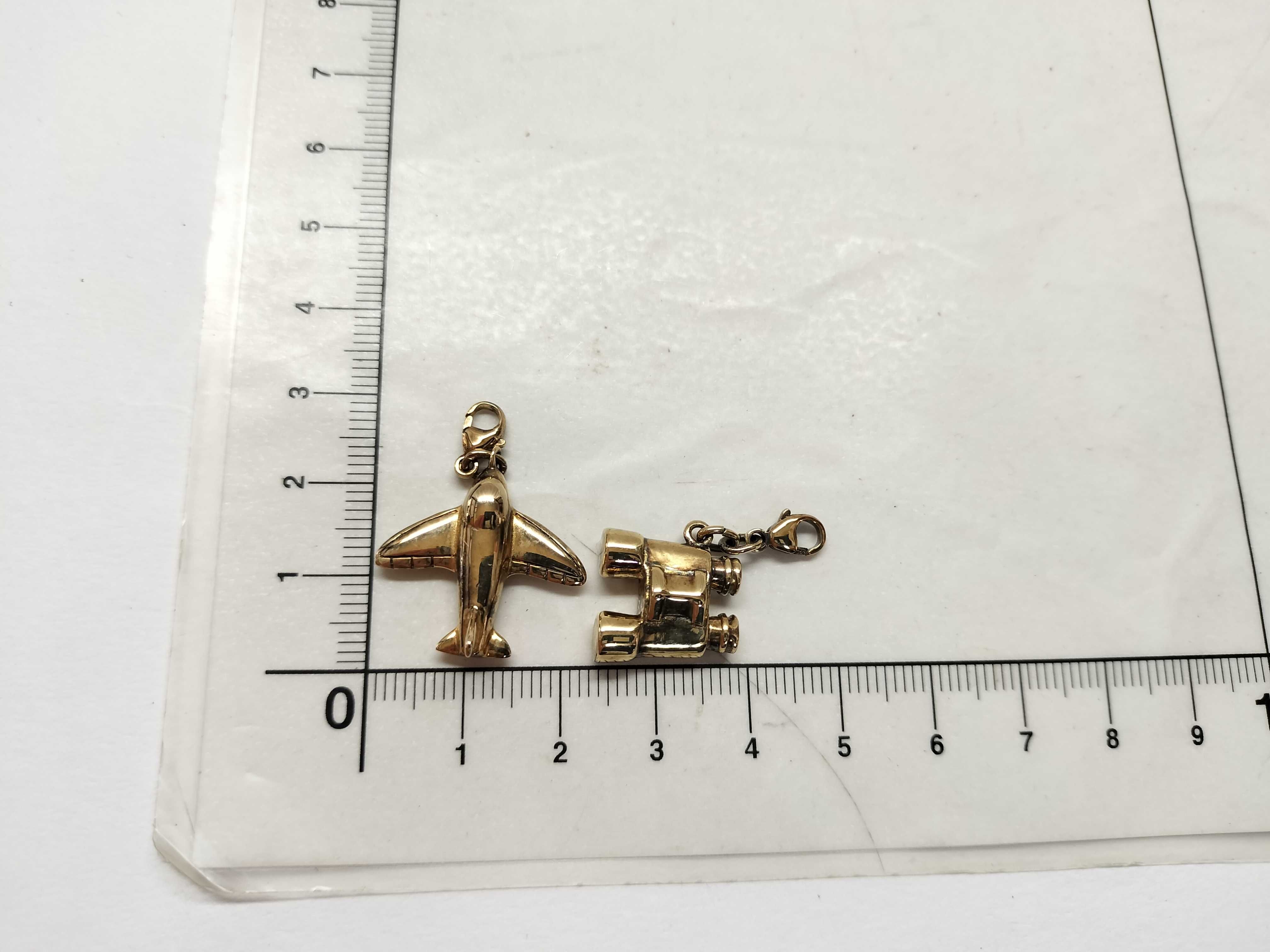 Vintage Airplane/Binoculars Motif Charm — view 3