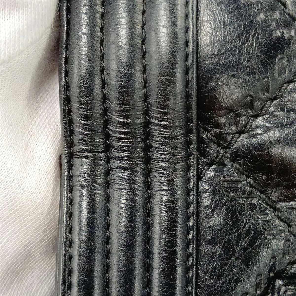 Boy Chanel Vintage Calfskin Chain Shoulder Bag, Black with Gunmetal Hardware, Item No. 18479935 (Serial Number 18) — view 14