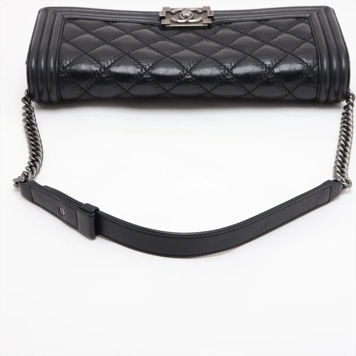 Boy Chanel Vintage Calfskin Chain Shoulder Bag, Black with Gunmetal Hardware, Item No. 18479935 (Serial Number 18) — view 5