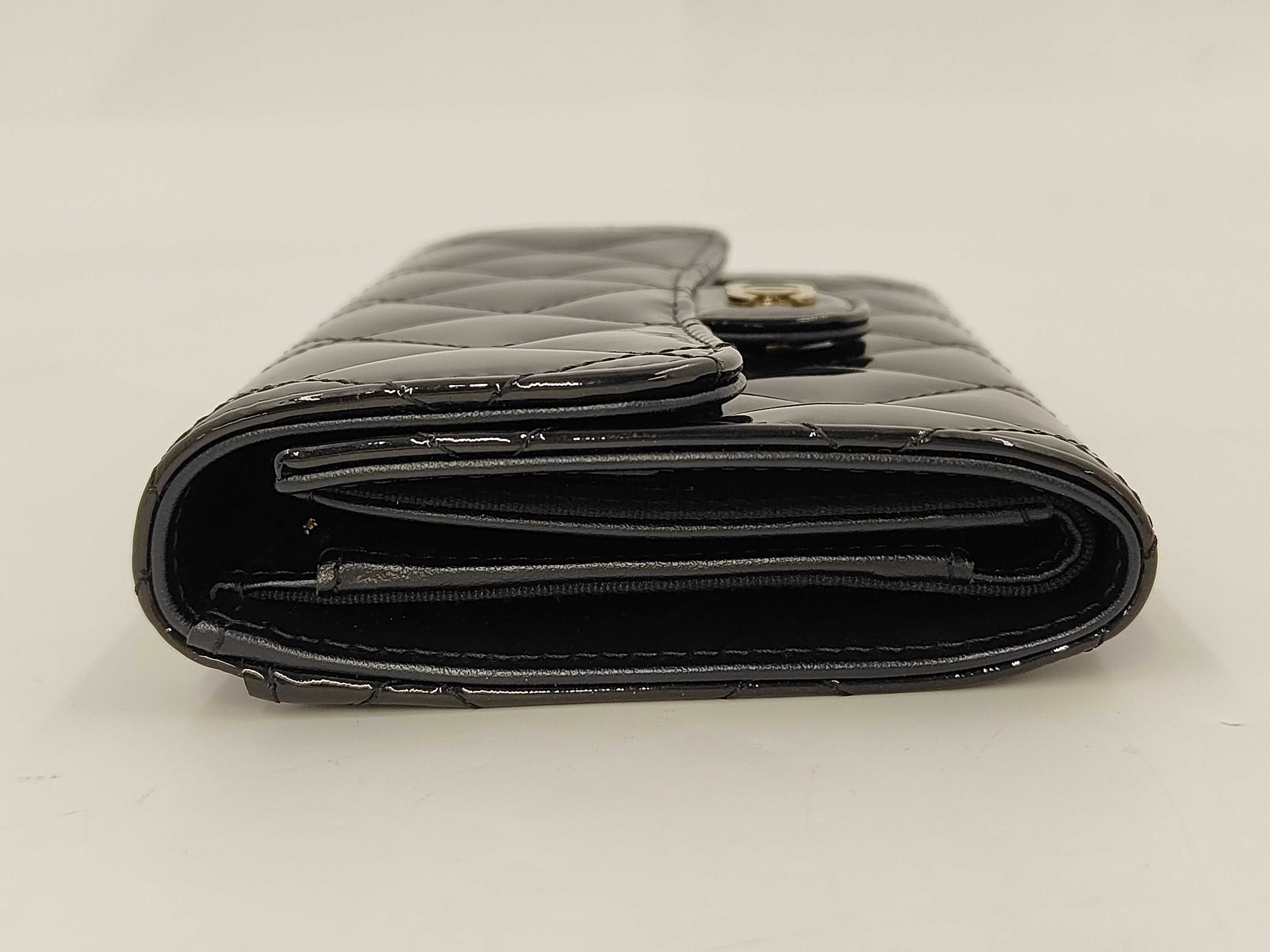 Matelassé Tri-fold Wallet, Patent Leather, 29153669 — view 6